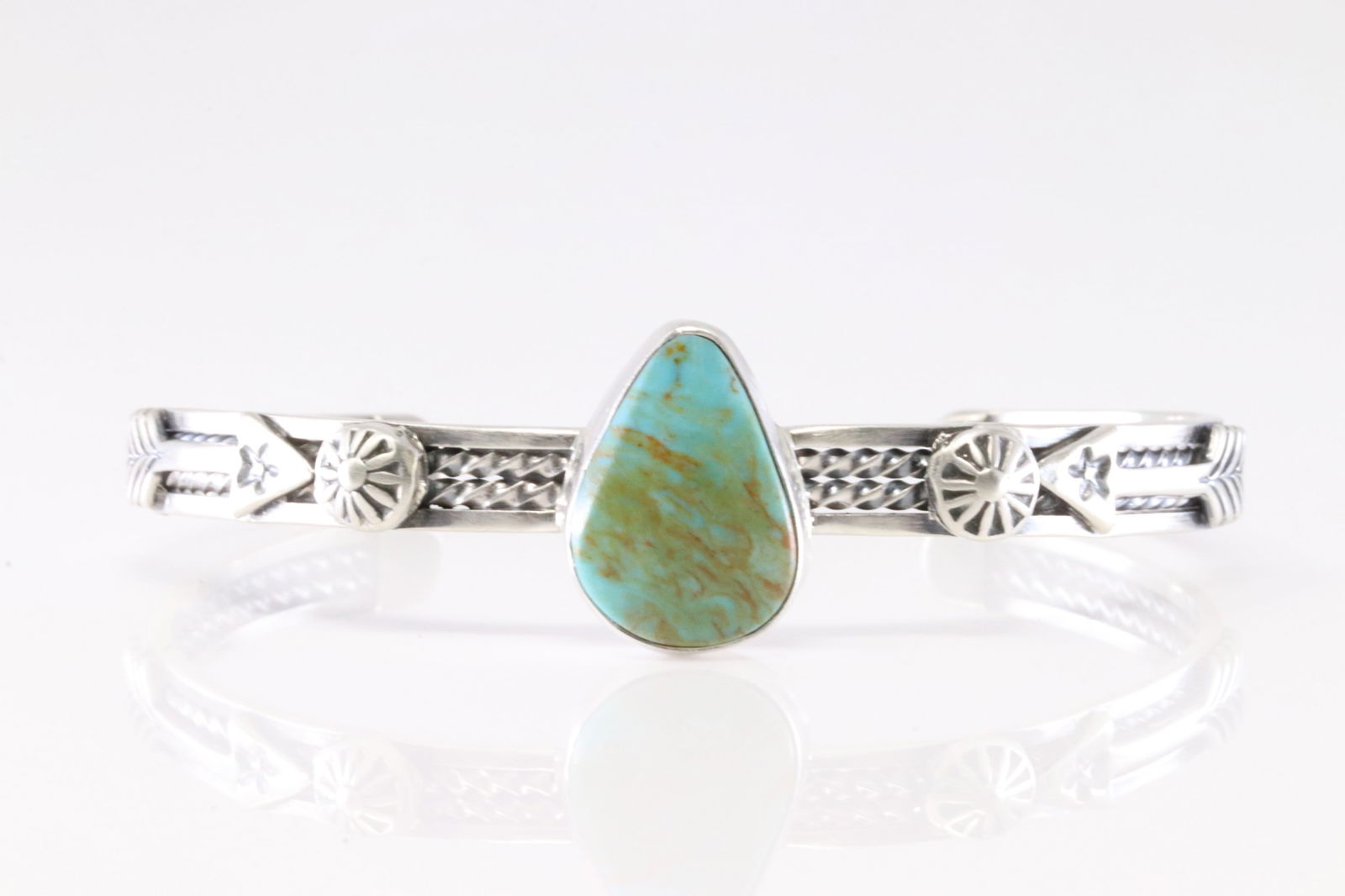 America Sterling Silver Turquoise Bracelet Cuff. (1 of 4)