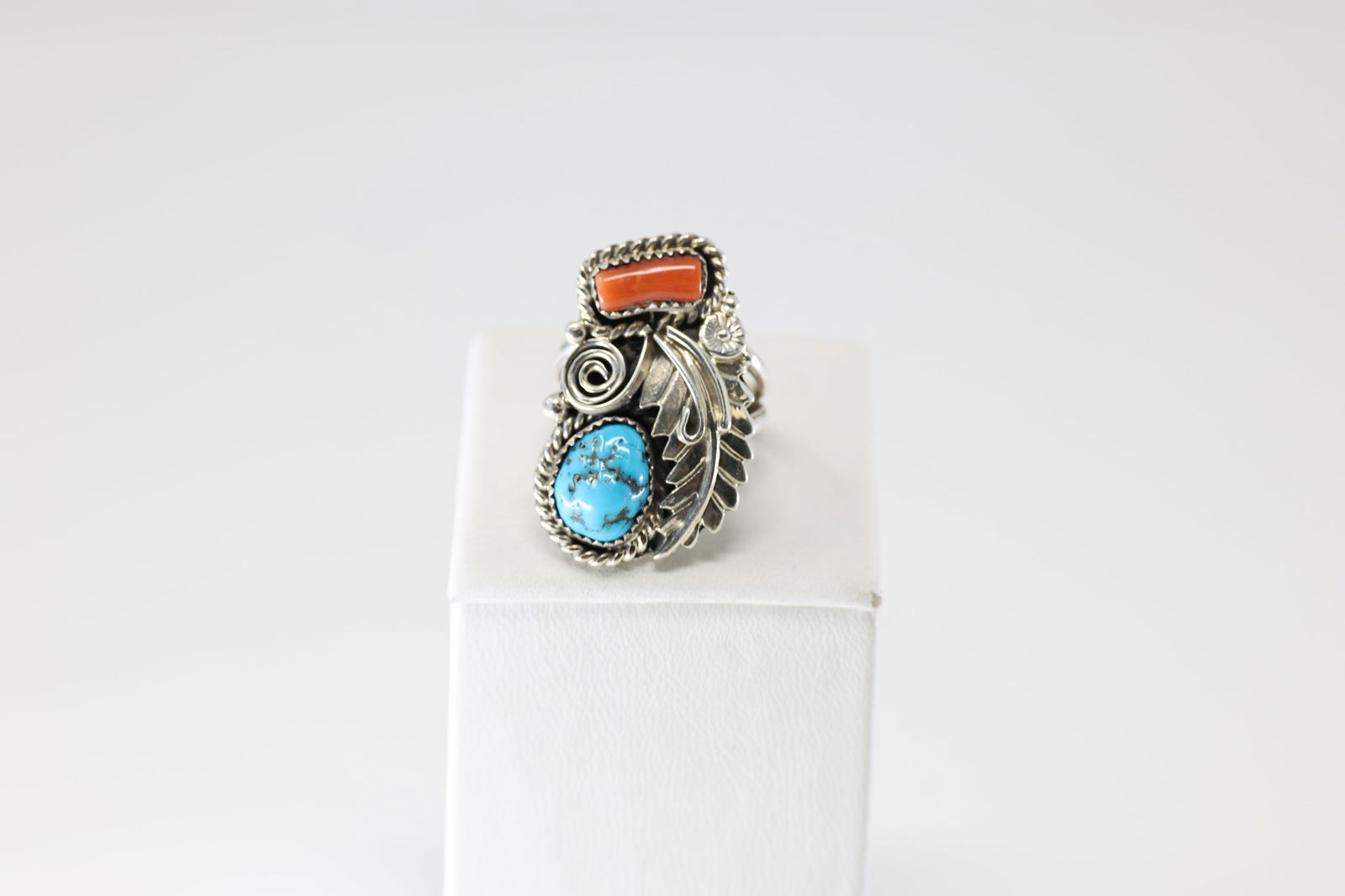 Native America Navajo Sterling Silver Coral & Turquoise Ring By L. Spencer. (1 of 4)