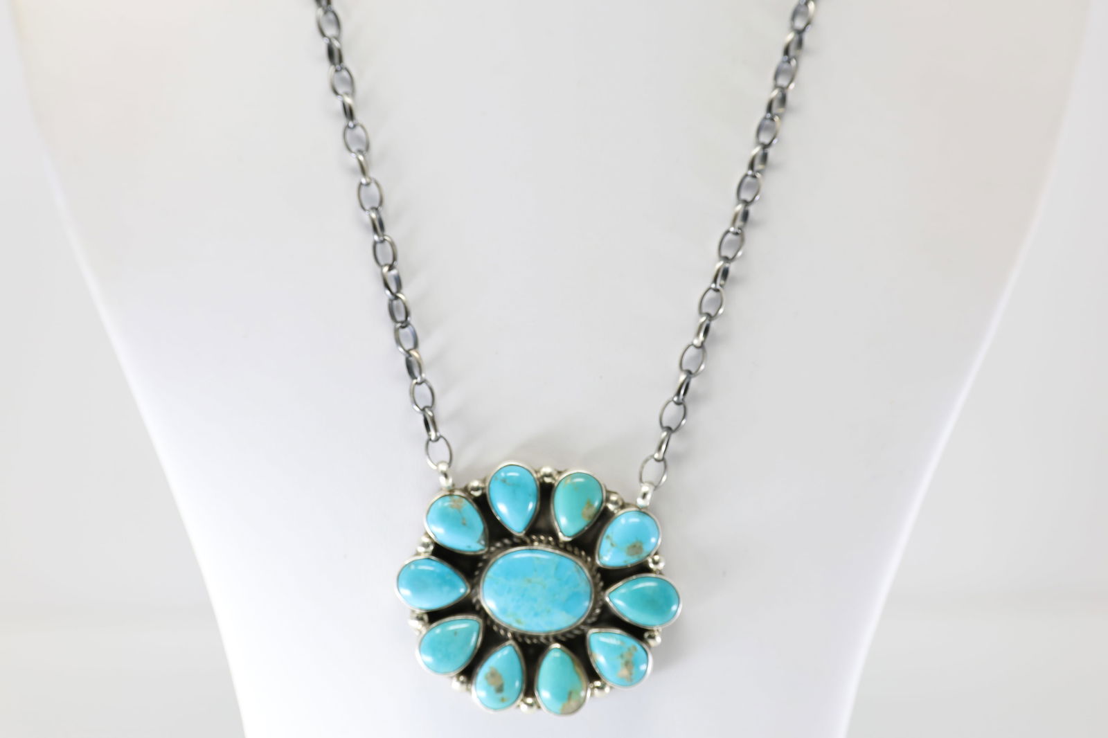 Native America Navajo Sterling Silver Kingman Turquoise Necklace By Gerildine James. (1 of 4)