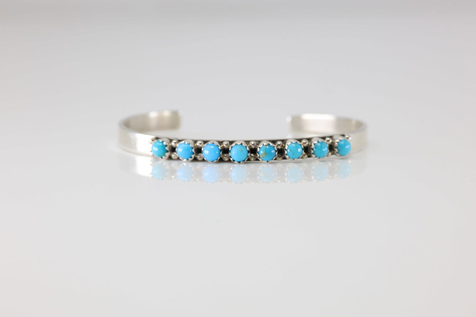 Native America Navajo Sterling Silver Turquoise Bracelet Cuff By GP.: This is a Native America Navajo Sterling Silver Turquoise Bracelet Cuff By GP. Stamp GP.