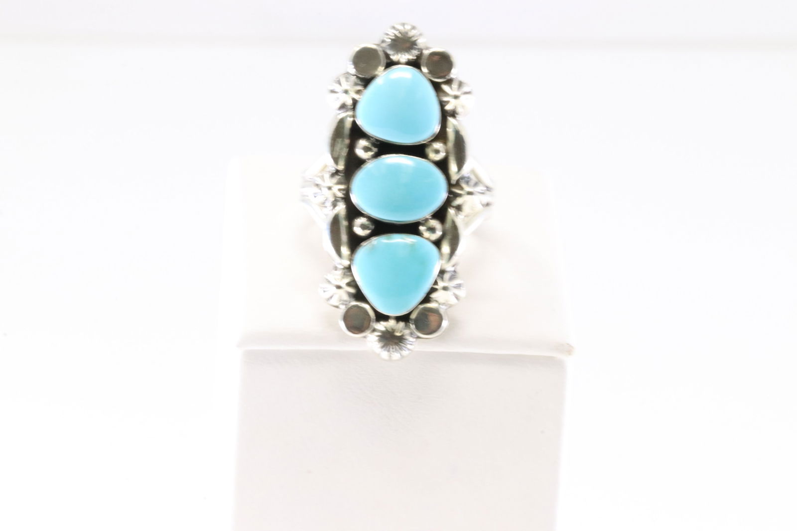 America Sterling Silver Turquoise Ring. (1 of 3)