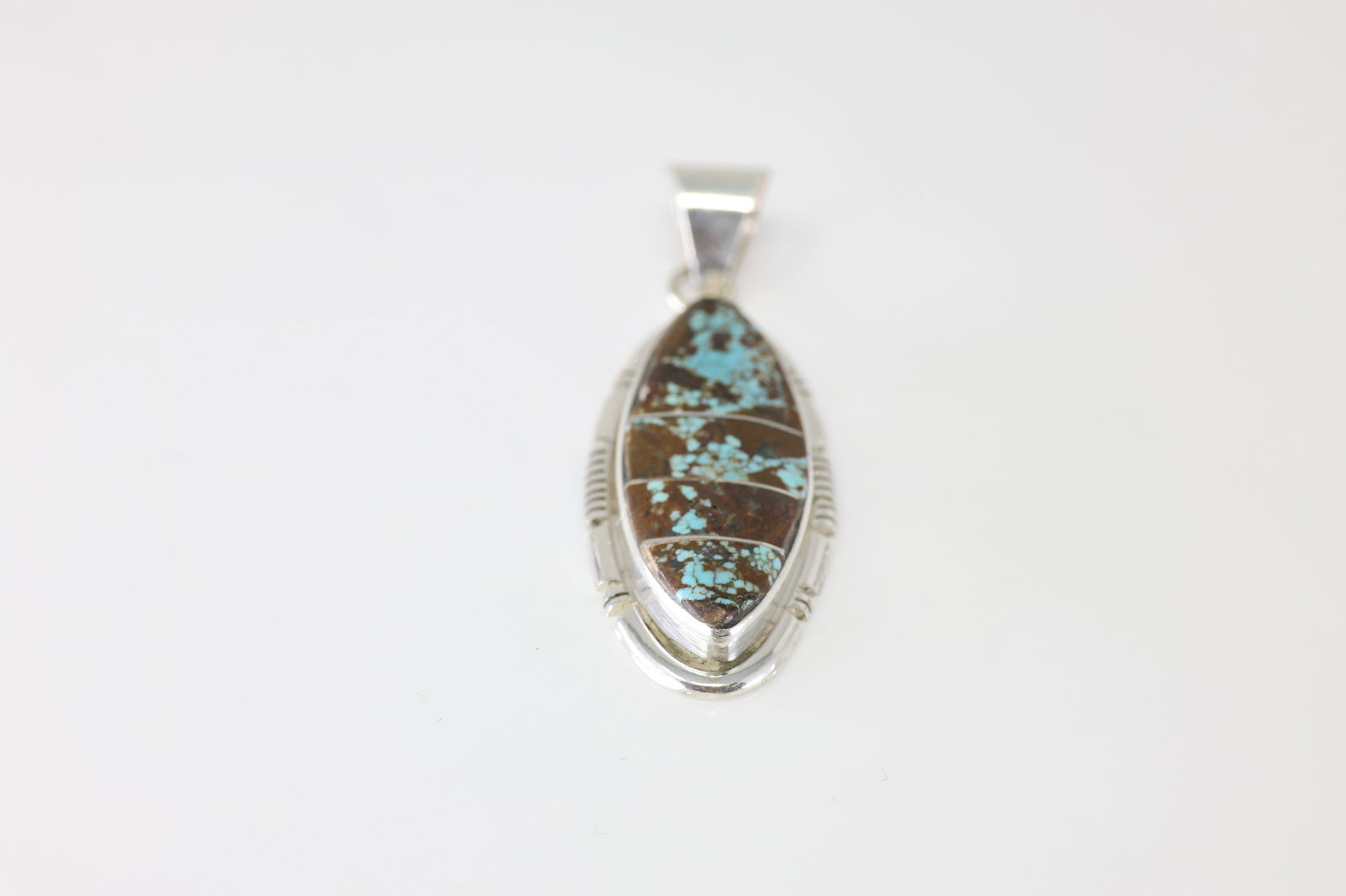 Native America Navajo Sterling Silver Number 8 Turquoise Pendant By Steve Francisco.: This is a Native America Navajo Sterling Silver Number 8 Turquoise Pendant By Steve Francisco. Stamp SF.