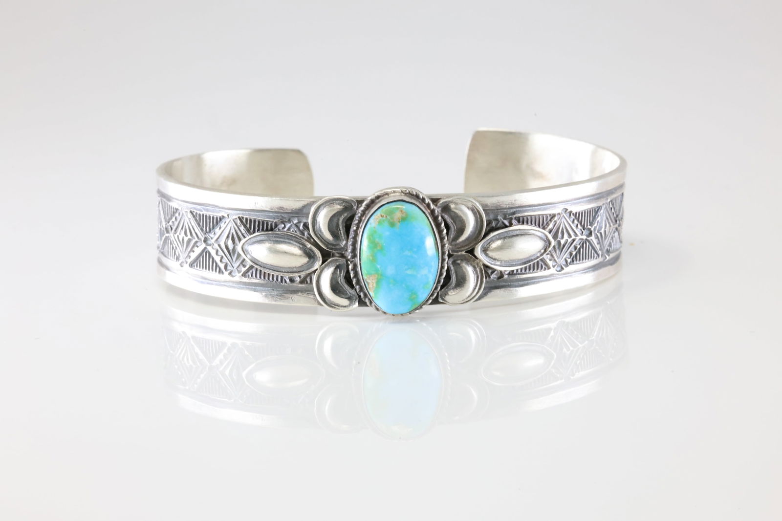 Native America Navajo Sterling Silver Sonora Bracelet Cuff By Leonard Maloney. (1 of 4)