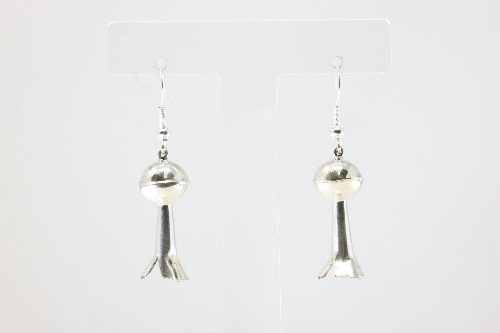 America Sterling Silver Bloosom Dangling Earring's. (1 of 3)