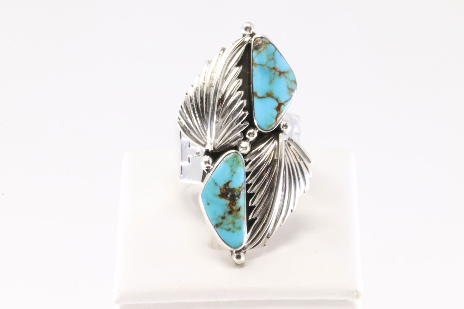 Native America Navajo Sterling Silver Turquoise Ring By Gregg Yazzie.: This is a Native America Navajo Sterling Silver Turquoise Ring By Gregg Yazzie. From R.B Company. Ring size: 7.00.