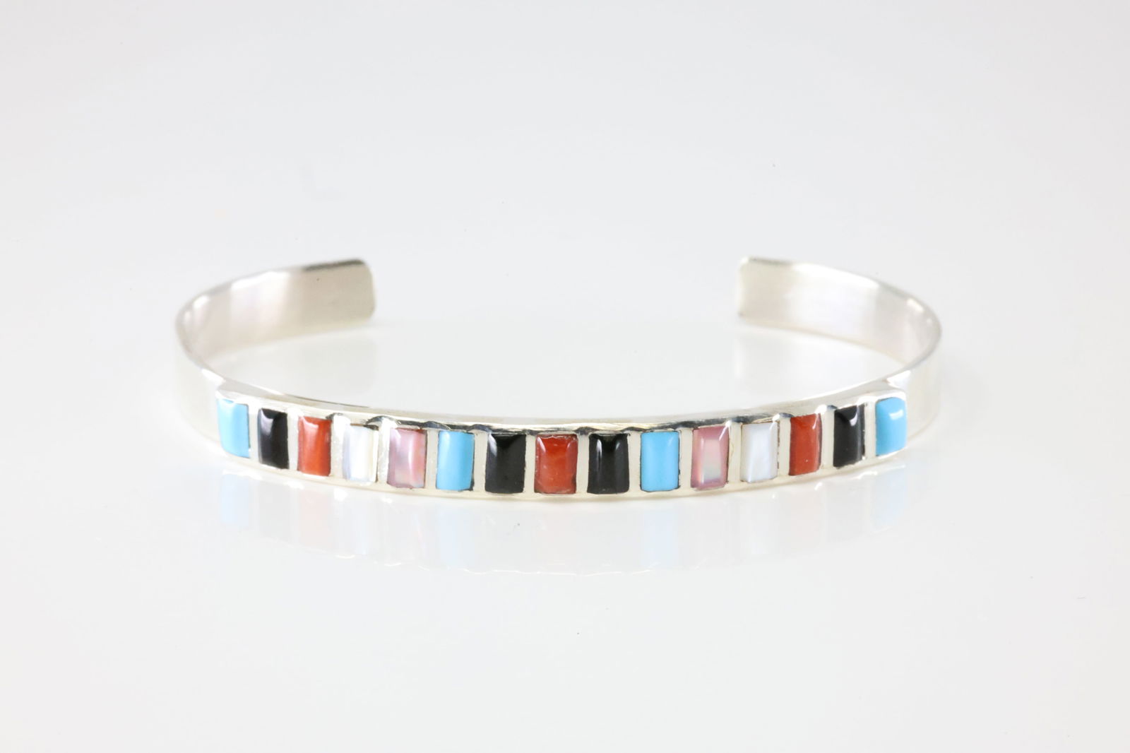 America Sterling Silver Multicolor Stone Bracelet Cuff.: This is a America Sterling Silver Multicolor Stone Bracelet Cuff.