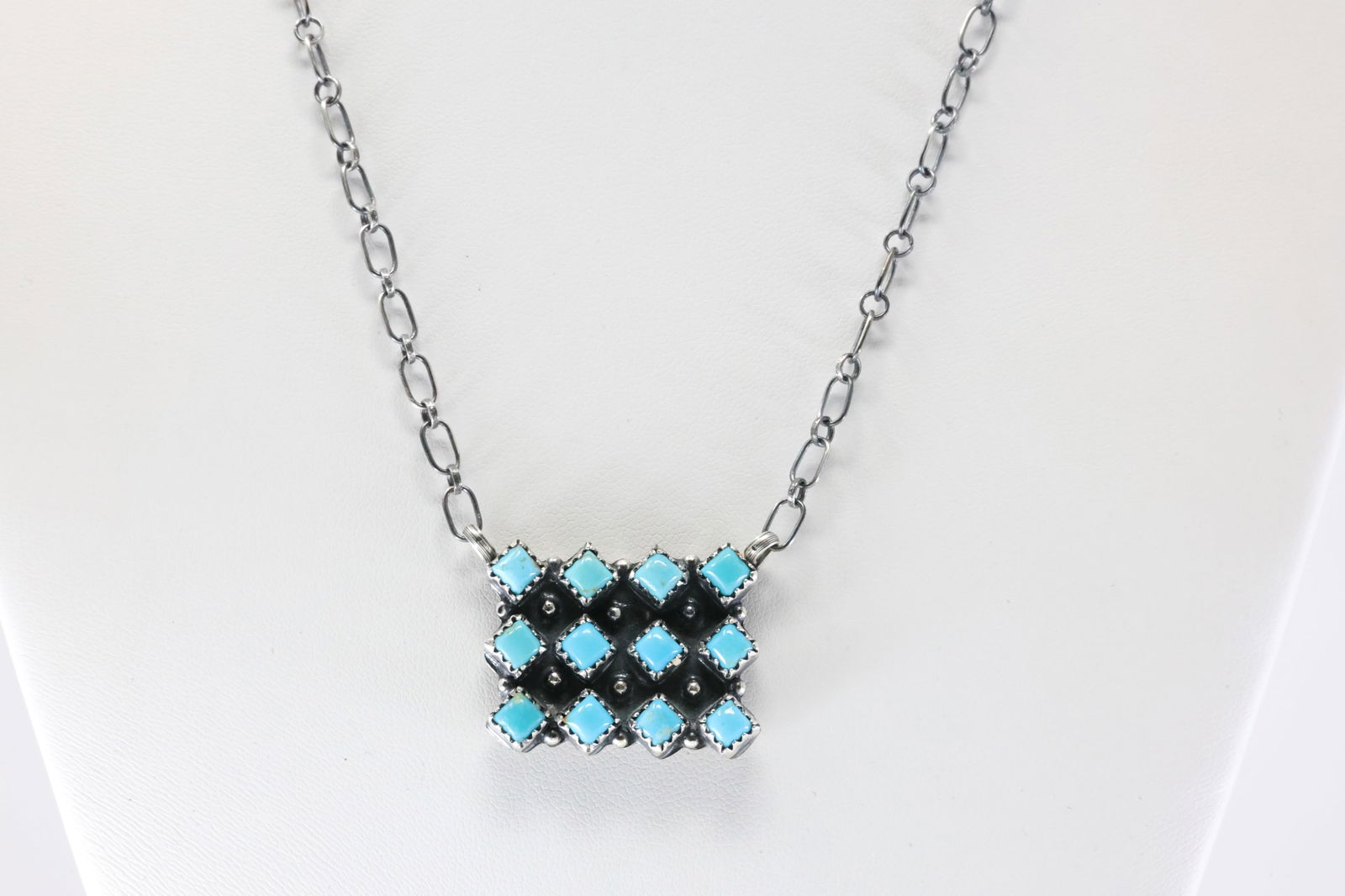 America Sterling Silver Turquoise Necklace.: This is a America Sterling Silver Turquoise Necklace. Necklace Length: 17.00.