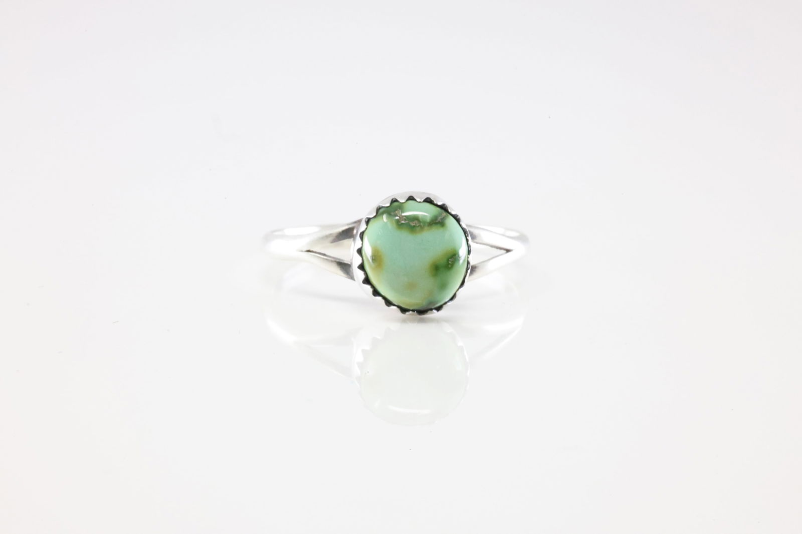 America Sterling Silver Turquoise Ring. (1 of 3)