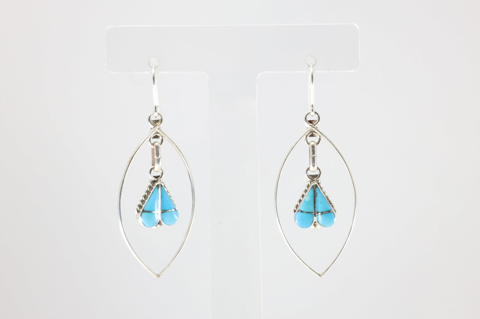 Native America Zuni Sterling Silver Turquoise Dangling Earring's By Velda Nastacio.: This is a Native America Zuni Sterling Silver Turquoise Dangling Earring's By Velda Nastacio. Stamp RVN.