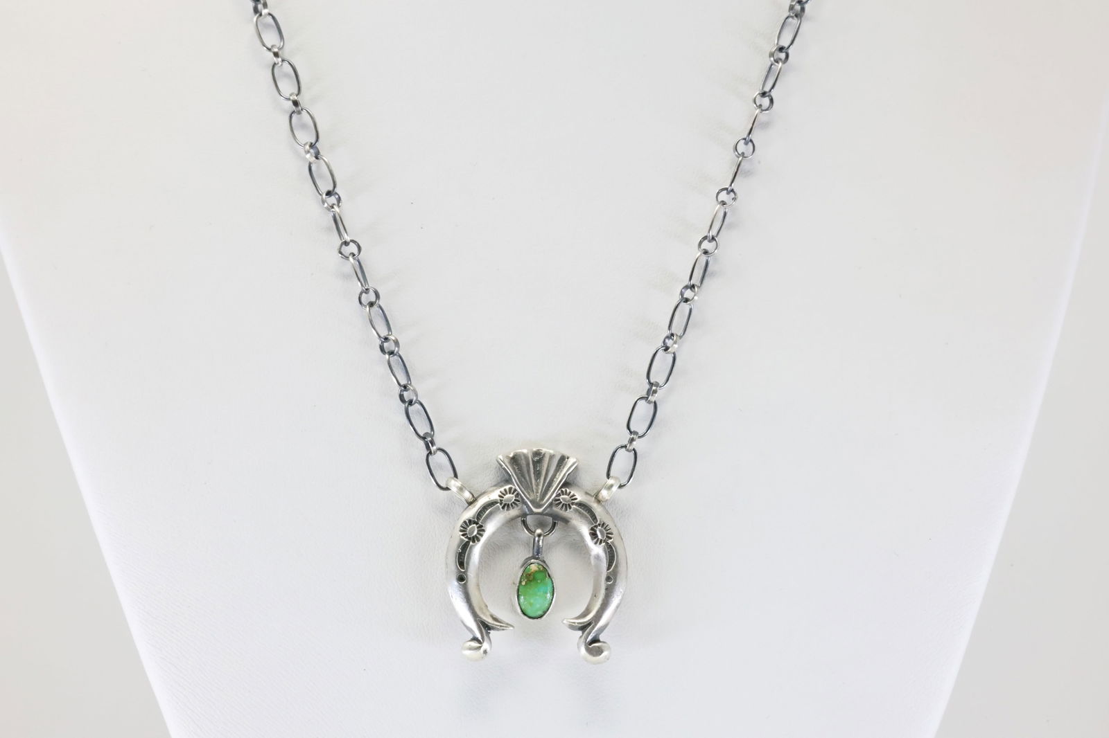 America Sterling Silver Sonora Gold Turquoise Najaa Necklace.: This is a America Sterling Silver Sonora Gold Turquoise Najaa Necklace. Necklace Length: 18.00.