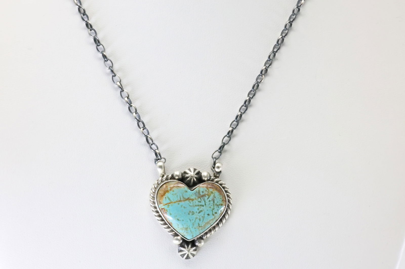 Native America Navajo Sterling Silver Number 8 Turquoise Necklace By Johnny Dixon. (1 of 4)