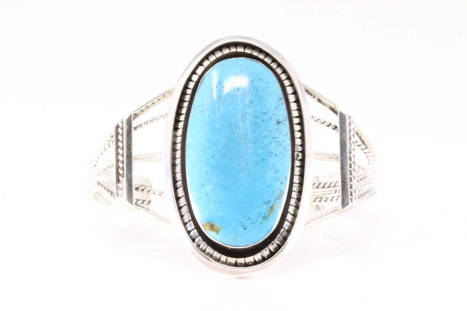 America Sterling Silver Turquoise Bracelet Cuff.: This is a America Sterling Silver Turquoise Bracelet Cuff.