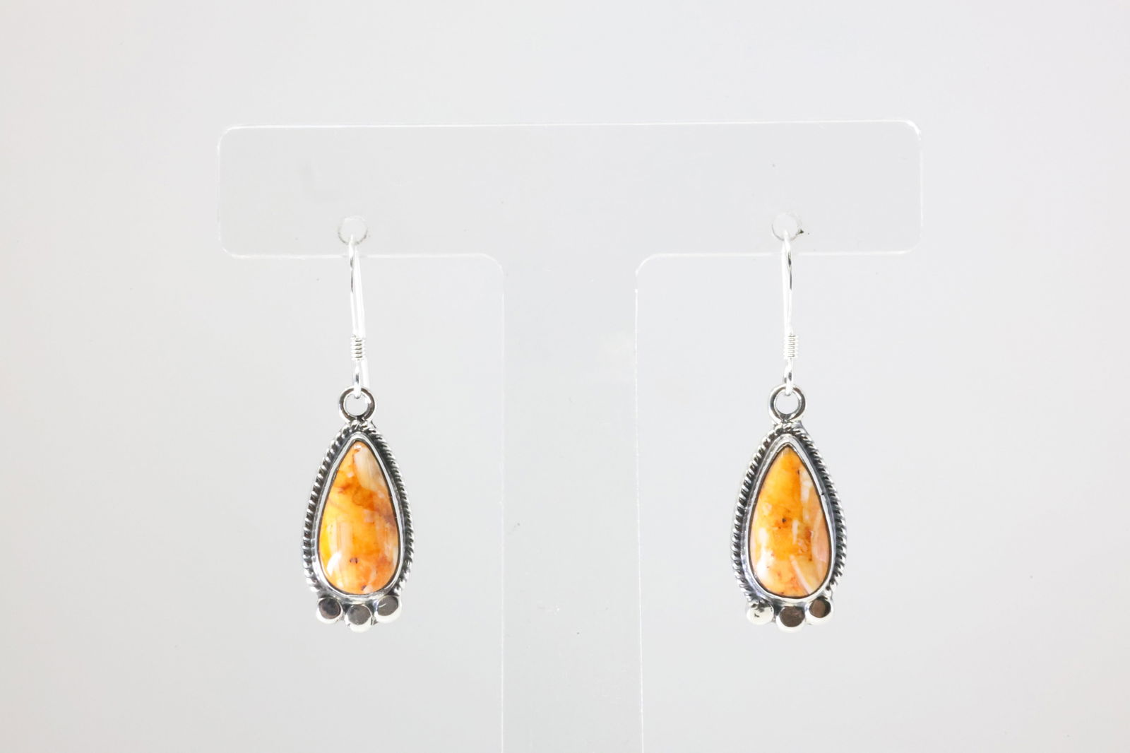 America Sterling Silver Spiny Oyster Dangling Earring's. (1 of 3)