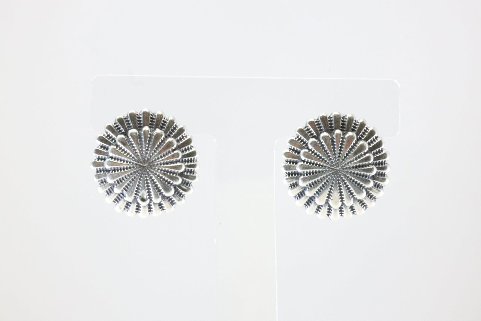 America Sterling Silver Solid Stamped Post Earring's.: This is a America Sterling Silver Solid Stamped Post Earring's.