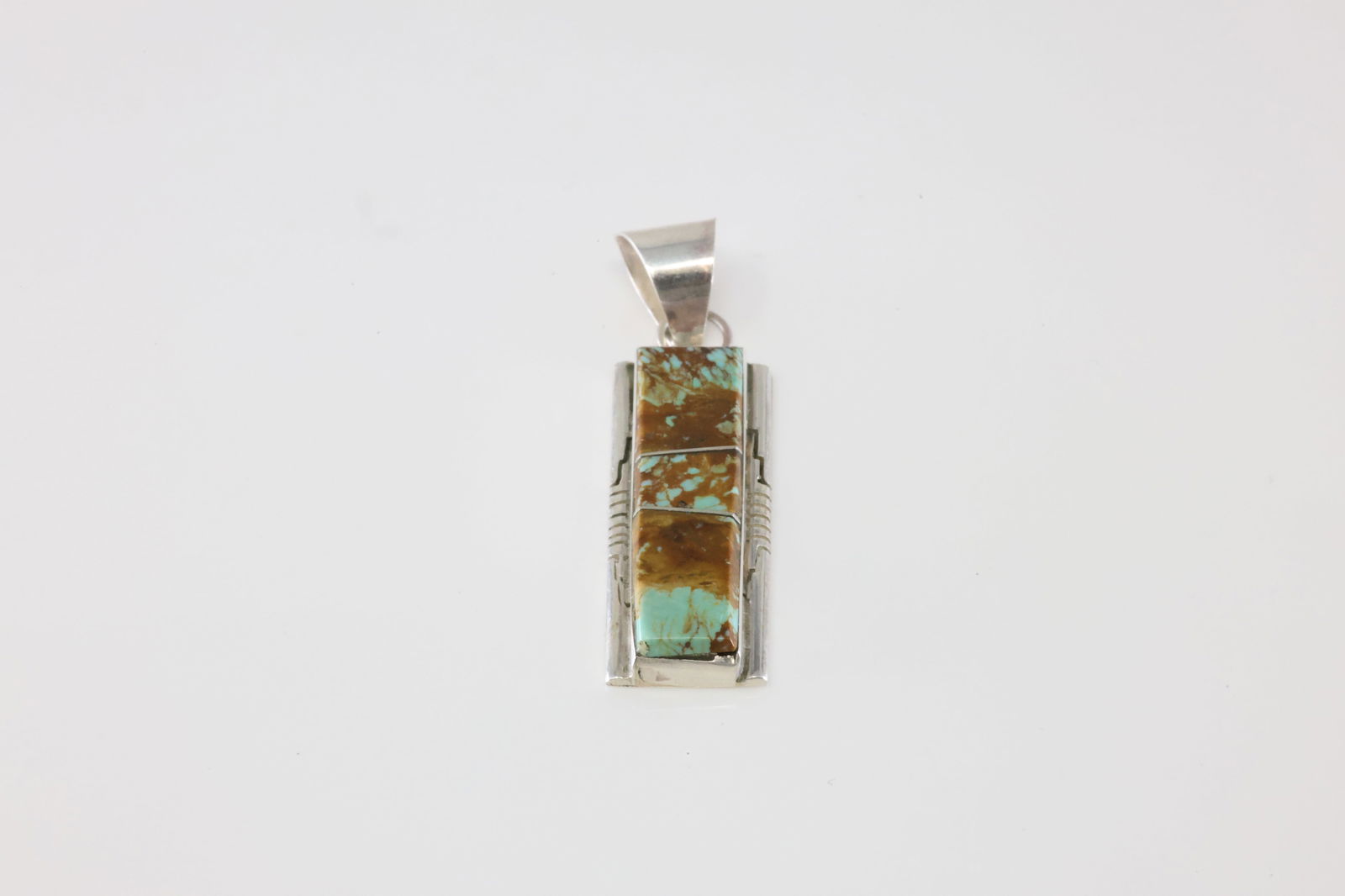 Native America Navajo Sterling Silver Number 8 Turquoise Pendant By Steve Francisco.: This is a Native America Navajo Sterling Silver Number 8 Turquoise Pendant By Steve Francisco. Stamp SF.