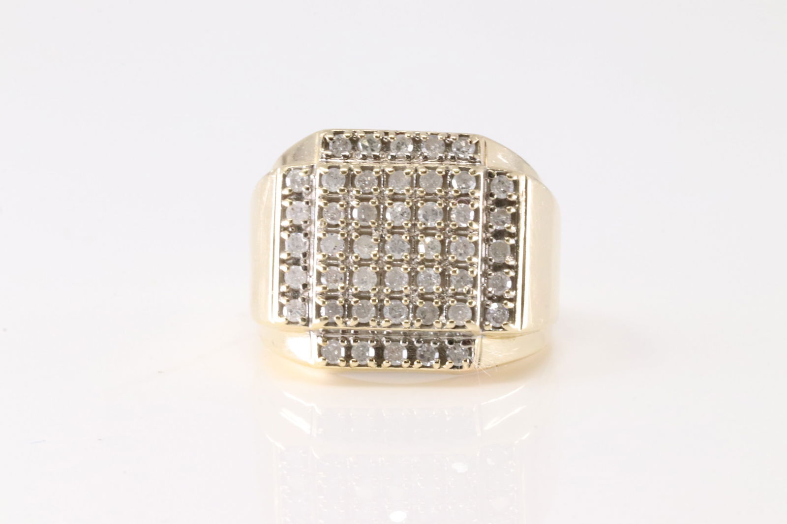 Diamond Ring 10Kt. - 2