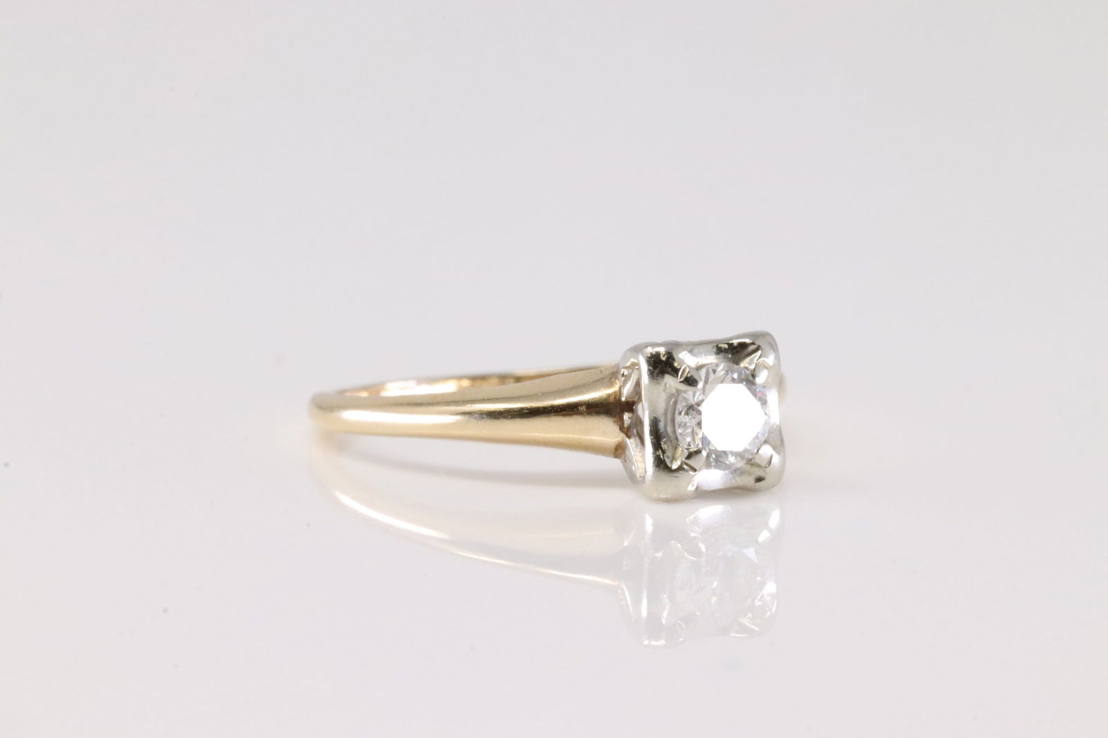 Diamond Ring 14Kt. - 2
