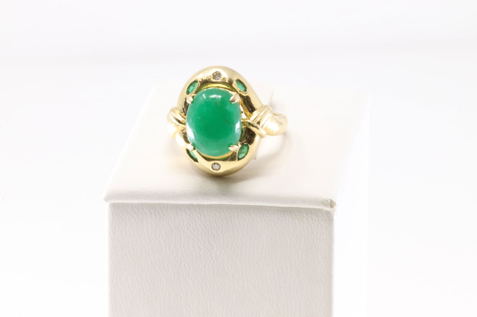 Cabochon Emerald & Diamond Ring 14Kt. - 2