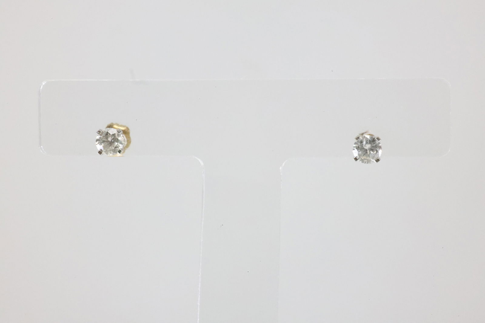 Diamond Stud Earring 10KT. - 3