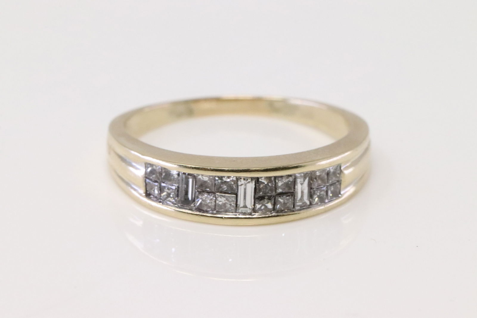 Diamond Ring 14Kt. (1 of 4)