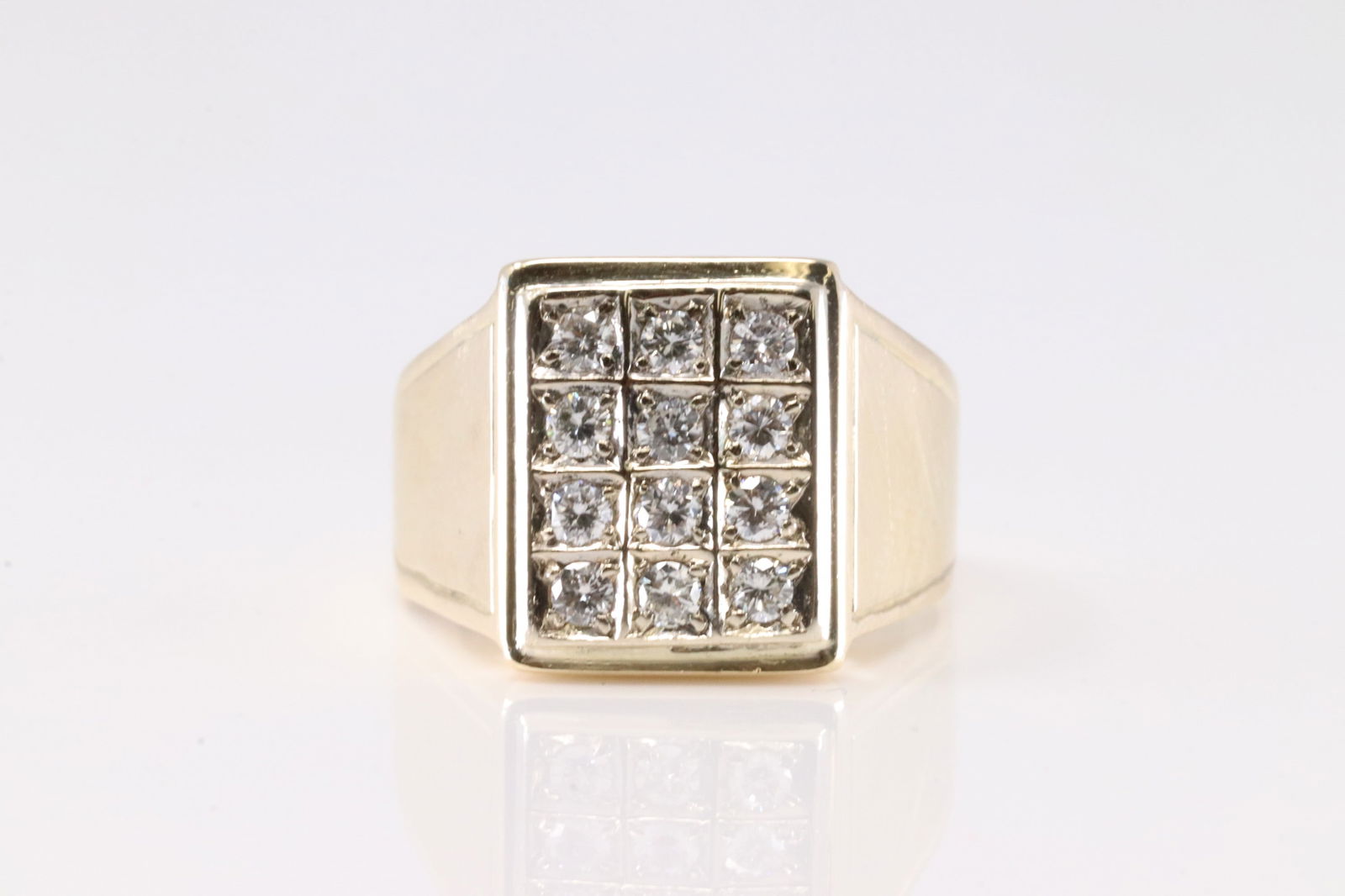 Diamond Ring 14Kt. (1 of 4)
