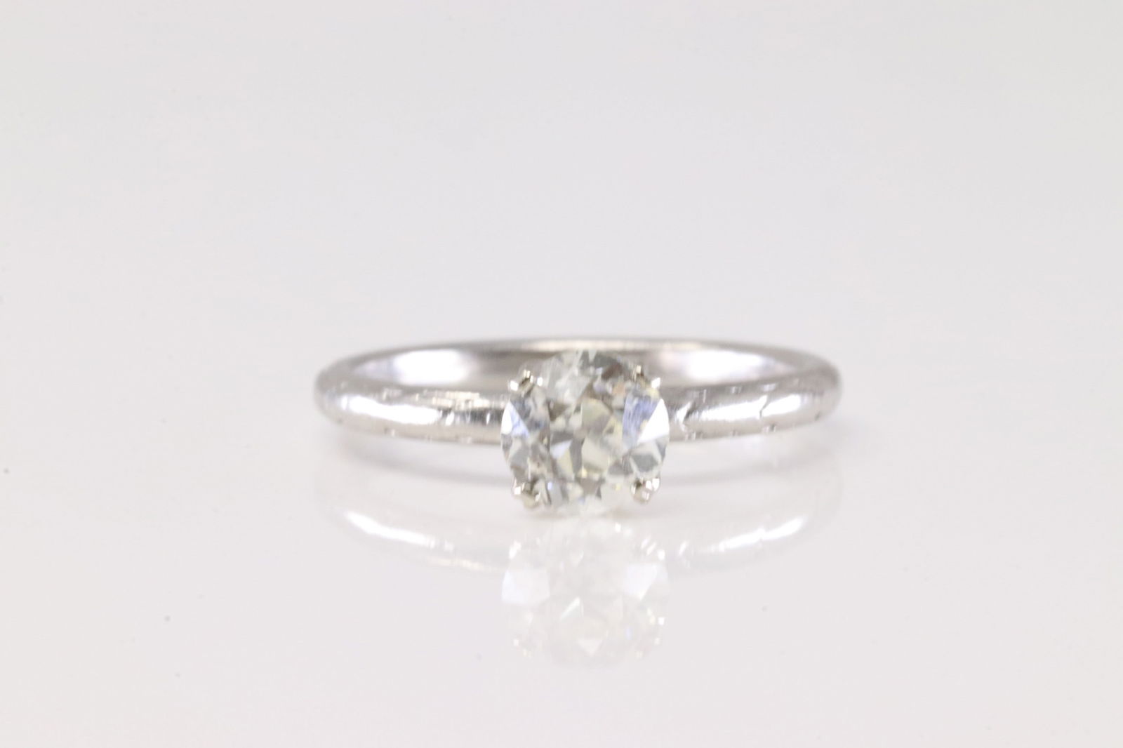 Platinum Diamond Ring.: Ladies Platinum White Gold Diamond Ring. This Charming Ring has Solitaire Sparkling Diamond. Diamond Weight Approx: 0.35 ctwRing Size: 4.75. Total Weight: 3.40 Grams.