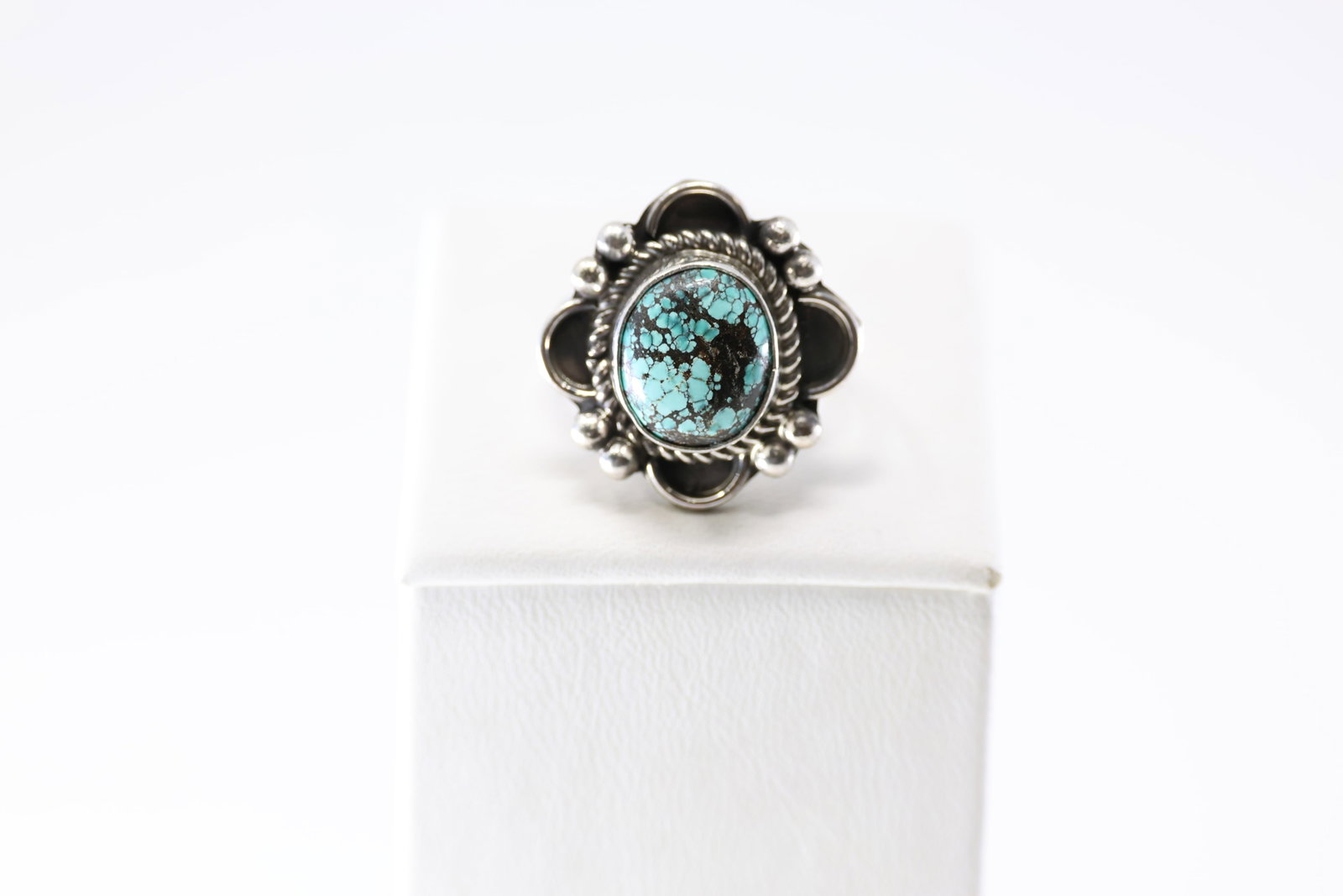 Native America Navajo Sterling Silver Turquoise Ring By Priscilla Smith.: This is a Native America Navajo Sterling Silver Turquoise Ring By Priscilla Smith. Stamp P. Ring Size: 6.50.