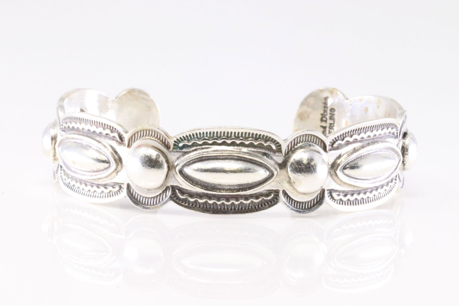 Native America Navajo Sterling Silver Solid / Stamp Deisgn Bracelet Cuff By Roland Dixon. (1 of 4)