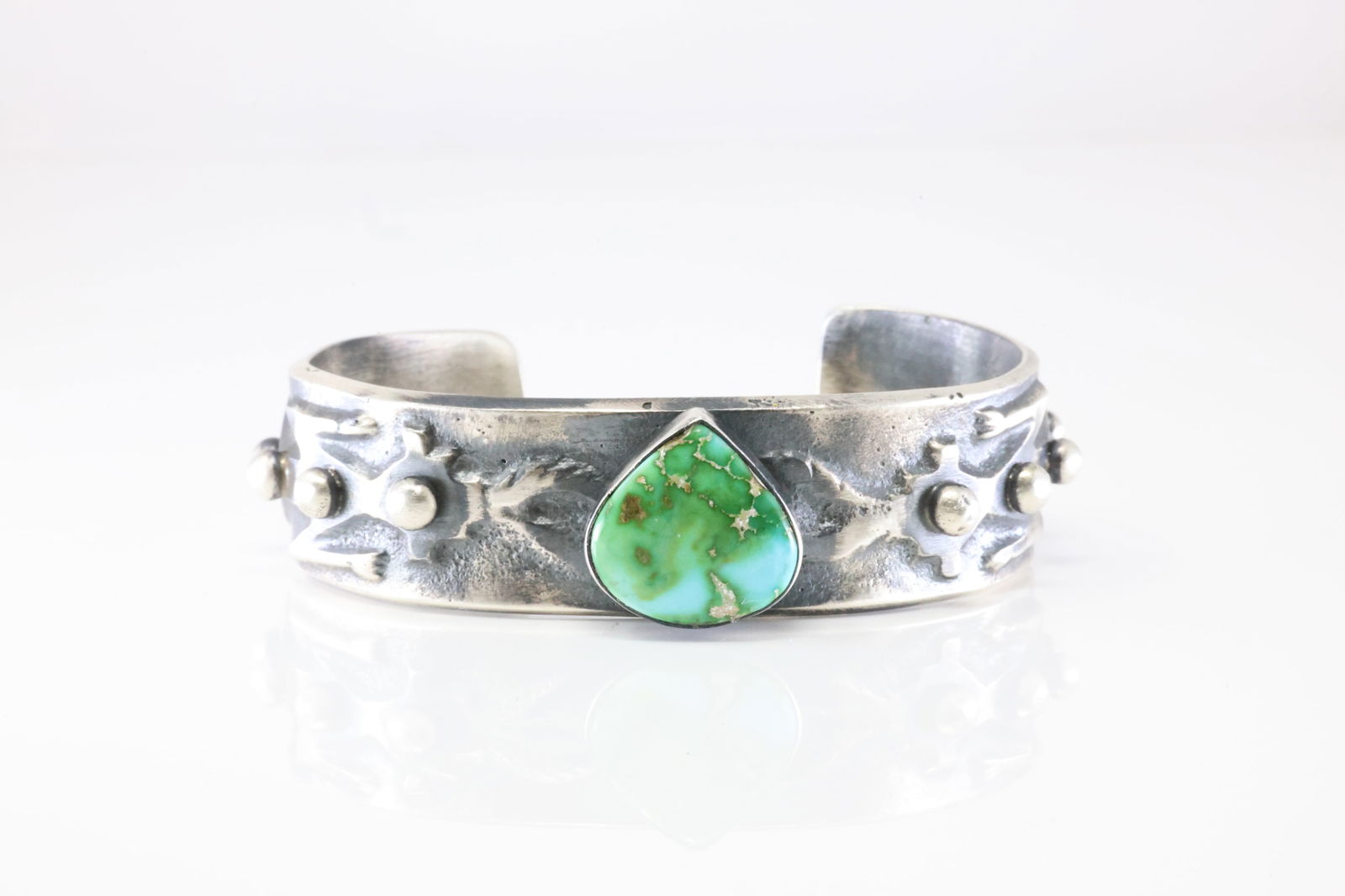 Native America Navajo Sterling Silver Turquoise Bracelet Cuff By Chimney Butte. (1 of 4)