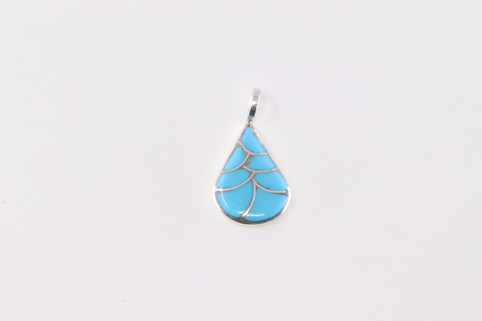 America Sterling Silver Turquoise Inlay Pendant. (1 of 2)