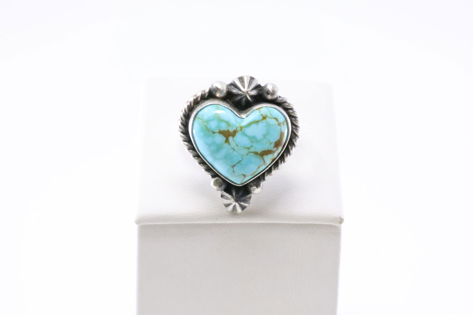 Native America Navajo Sterling Silver Turquoise Heart Ring By Dixon.: This is a Native America Navajo Sterling Silver Turquoise Heart Ring By Dixon. Stamp Dixon. Ring Size: 9.00.