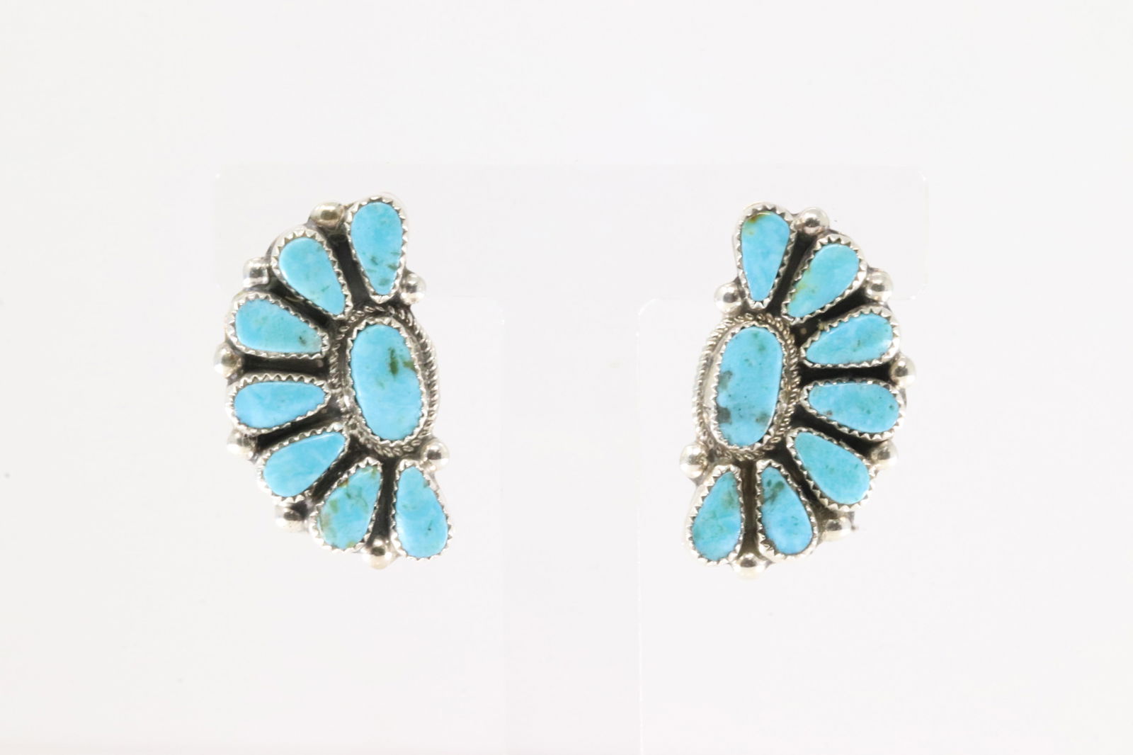 Native America Navajo Sterling Silver Kingman Turquoise Post Earring's By Alicia Wilson.: This is a Native America Navajo Sterling Silver Kingman Turquoise Post Earring's By Alicia Wilson. Stamp AJW.