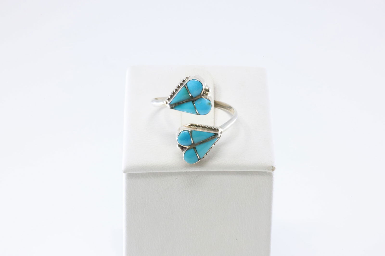 Native America Zuni Sterling Silver Turquoise Inlay Ring By RVN.: This is a Native America Zuni Sterling Silver Turquoise Inlay Ring By RVN. Stamp RVN. Ring Size: 9.00.