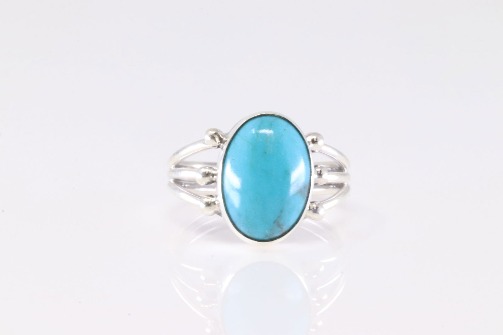 America Sterling Silver Turquoise Ring. (1 of 3)