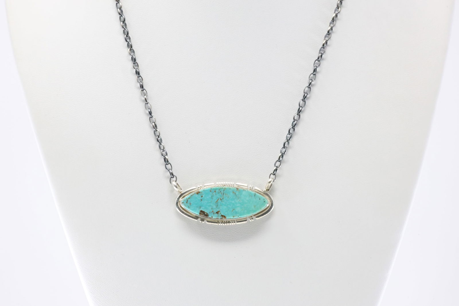 Native America Navajo Sterling Silver Kingman Turquoise Necklace By Steve Francisco. (1 of 4)