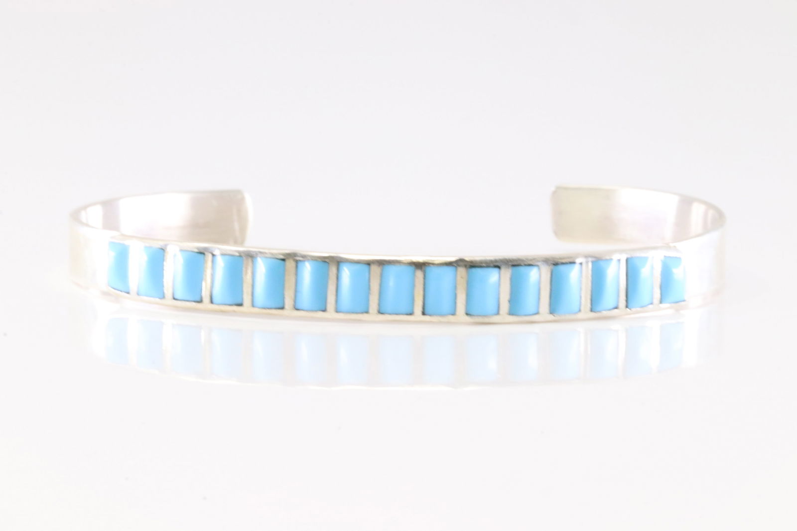 America Sterling Silver Turquoise Inlay Bracelet Cuff.: This is a America Sterling Silver Turquoise Inlay Bracelet Cuff.