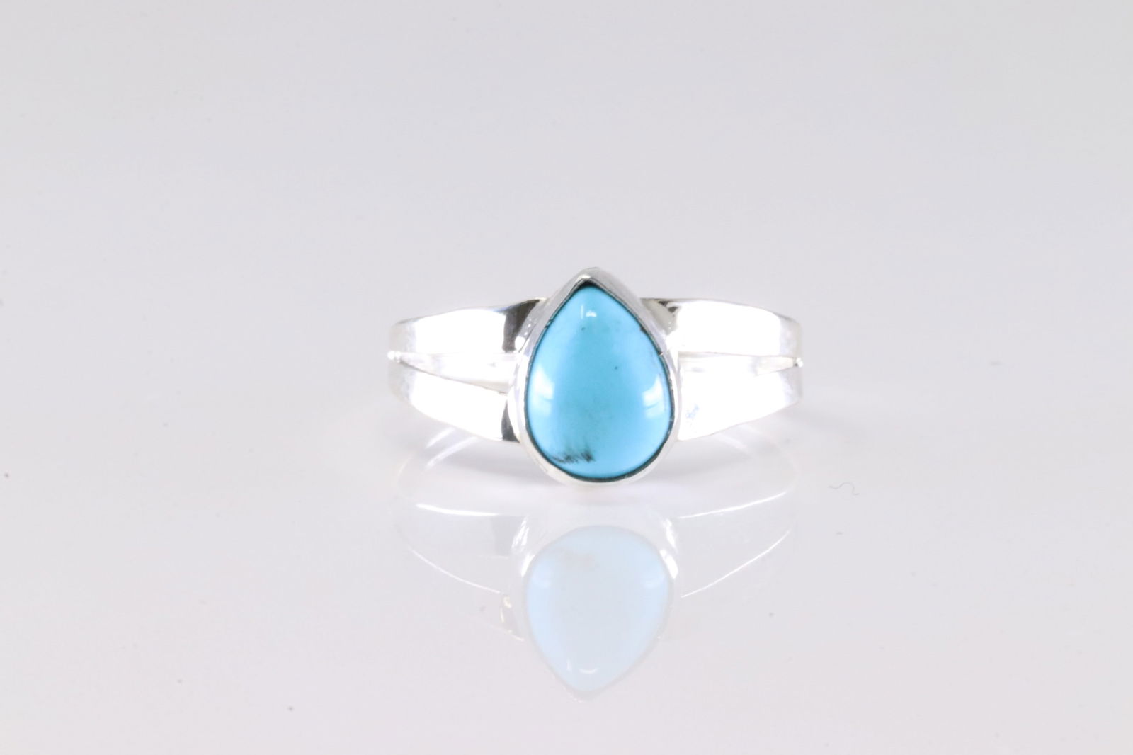 America Sterling Silver Turquoise Ring. (1 of 3)