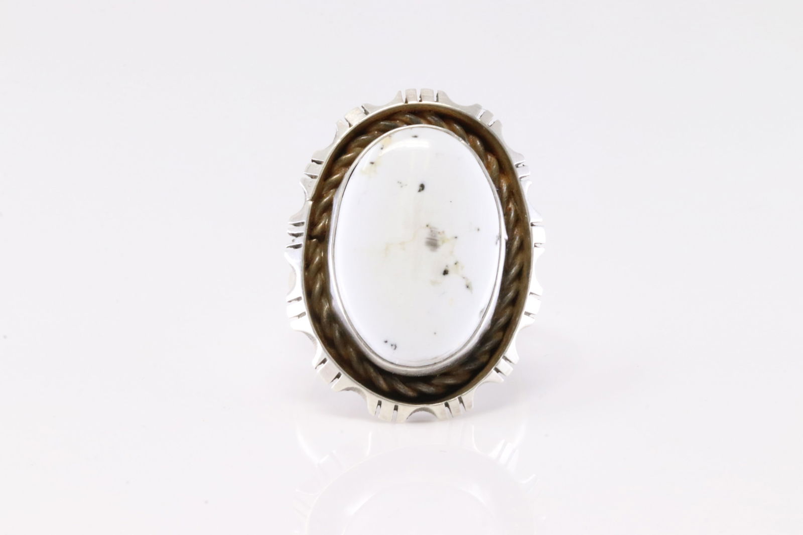 Native America Navajo Sterling Silver White Buffalo Ring By LSS. (1 of 4)