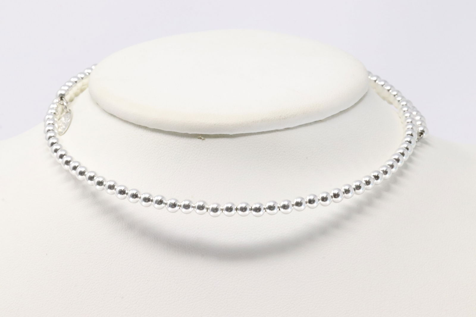 America Sterling Silver Pearl Beaded Choker Necklace.: This is a America Sterling Silver Pearl Beaded Choker Necklace. Adjustable.