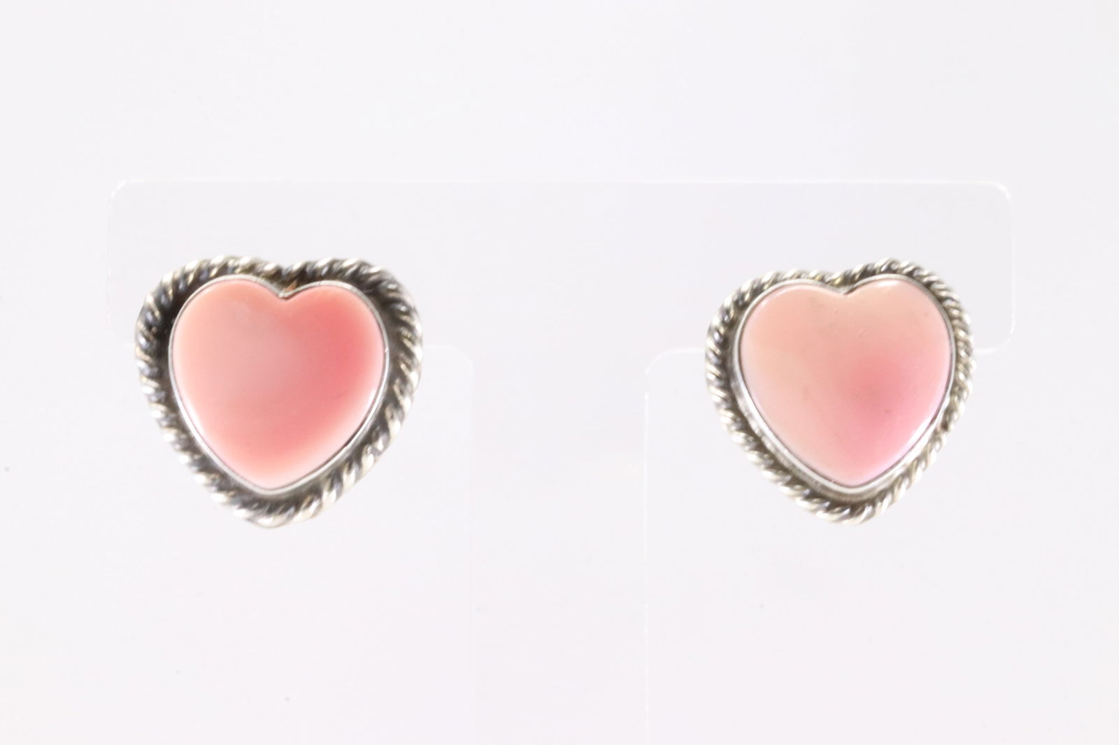 Native America Navajo Sterling Silver Pink Conch Heart Post Earring's By Larson Chee. (1 of 4)