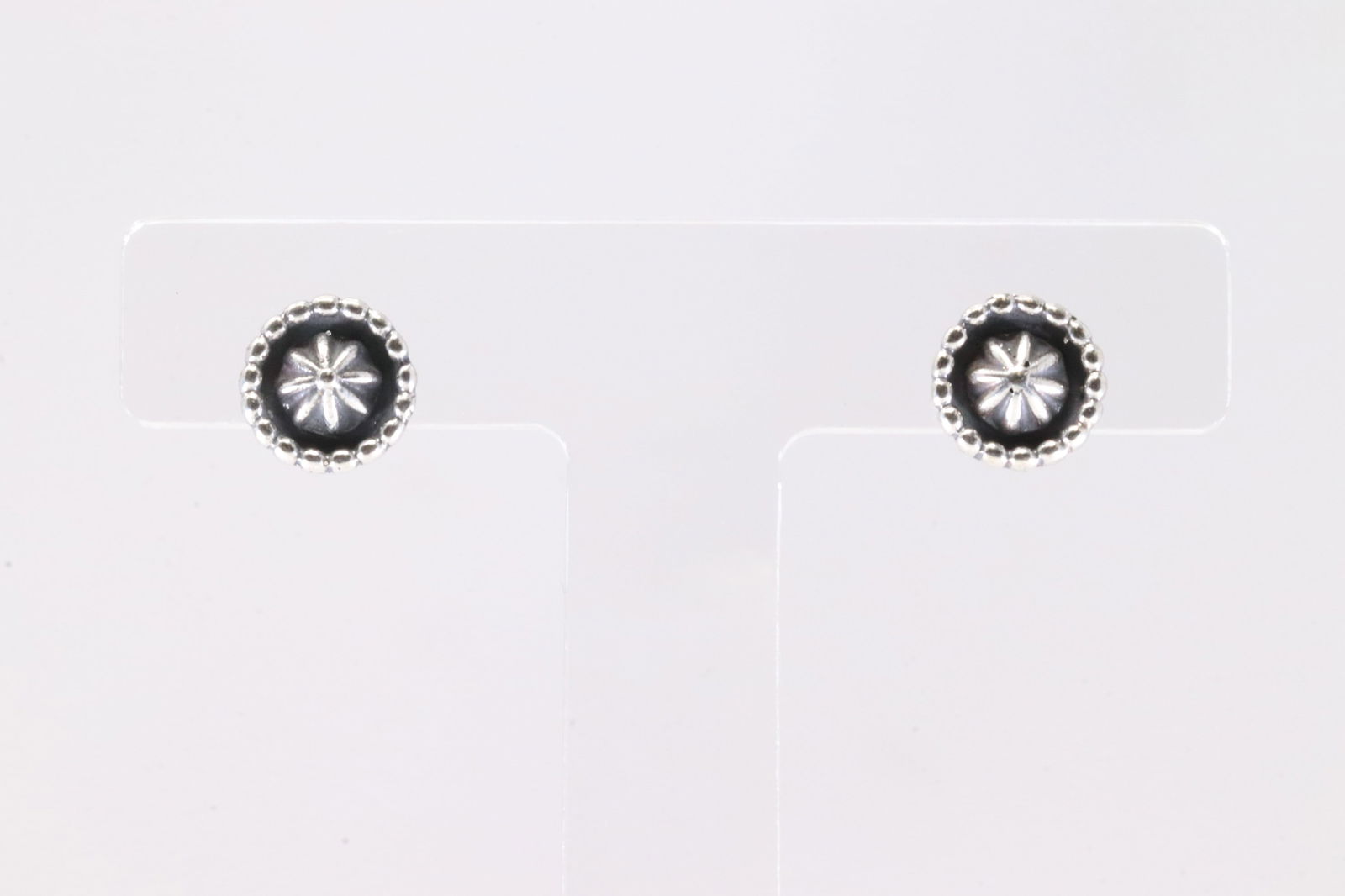 America Sterling Silver Stamp Star Post Earring's.: This is a America Sterling Silver Stamp Star Post Earring's.