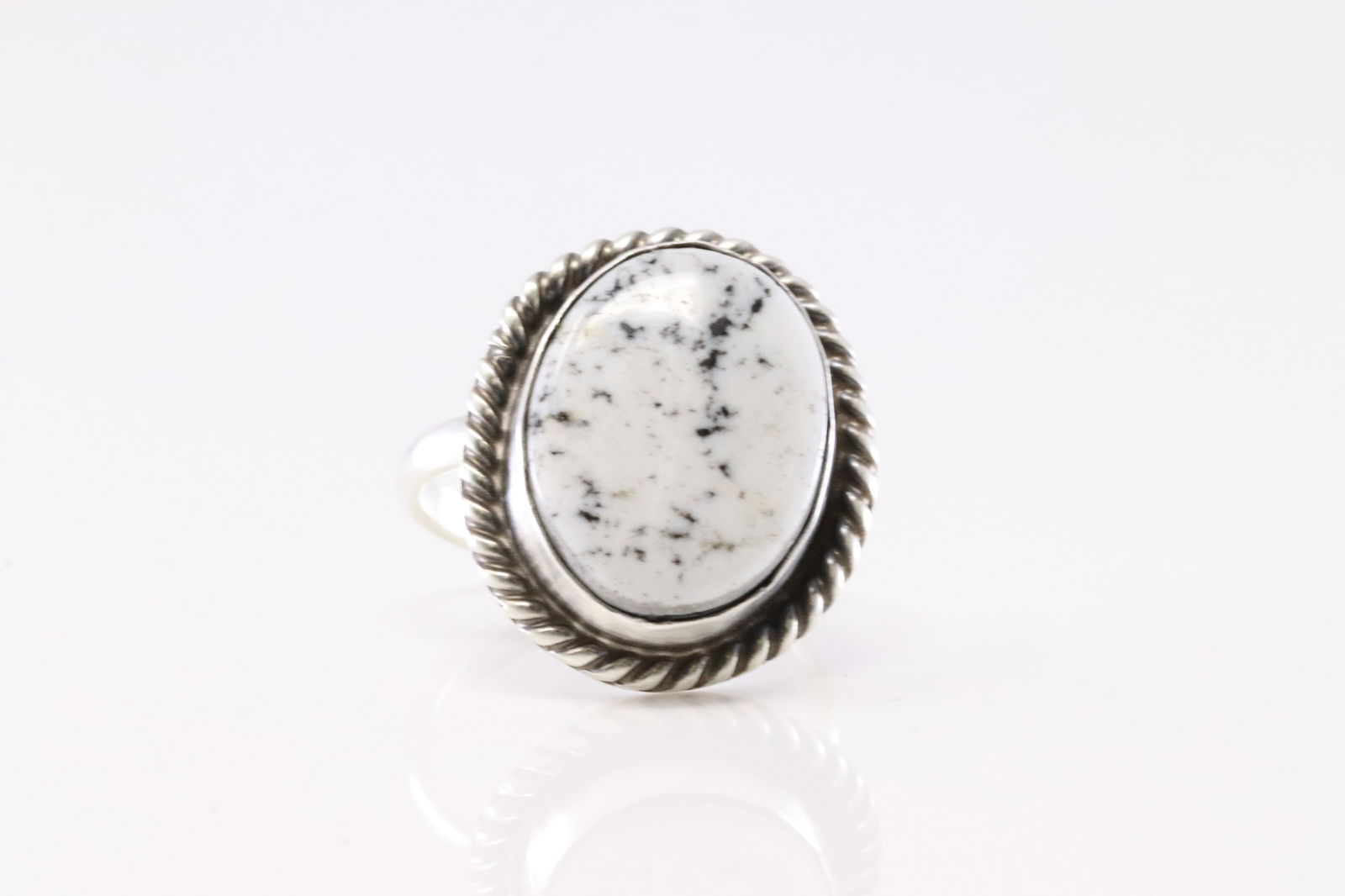 Native America Navajo Sterling Silver White Buffalo Ring By LC. (1 of 4)