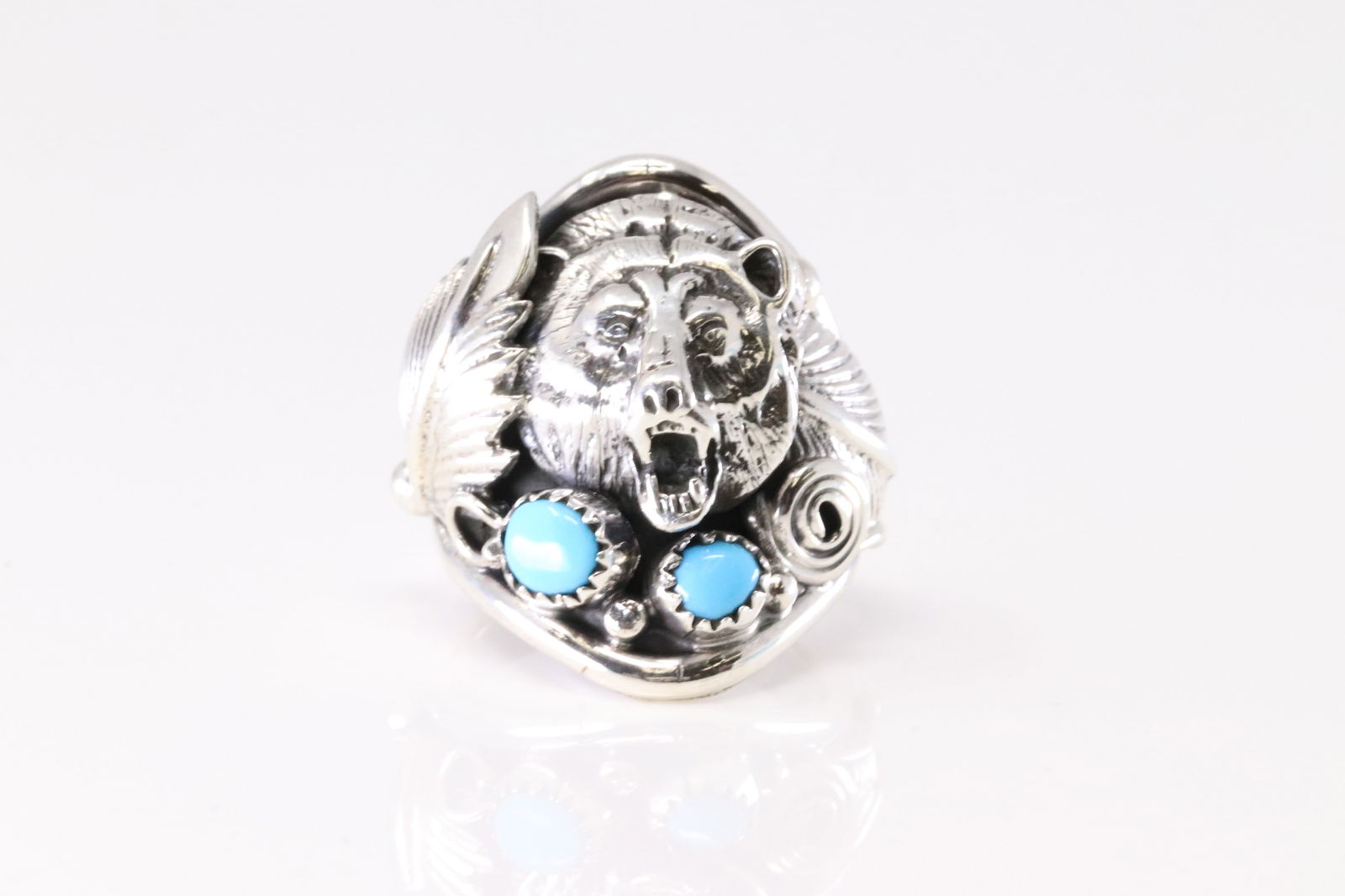 Native America Navajo Sterling Silver Turquoise Bear Ring By Darrell Morgan.: This is a Native America Navajo Sterling Silver Turquoise Bear Ring By Darrell Morgan. Stamp DM. Ring Size: 10.00.