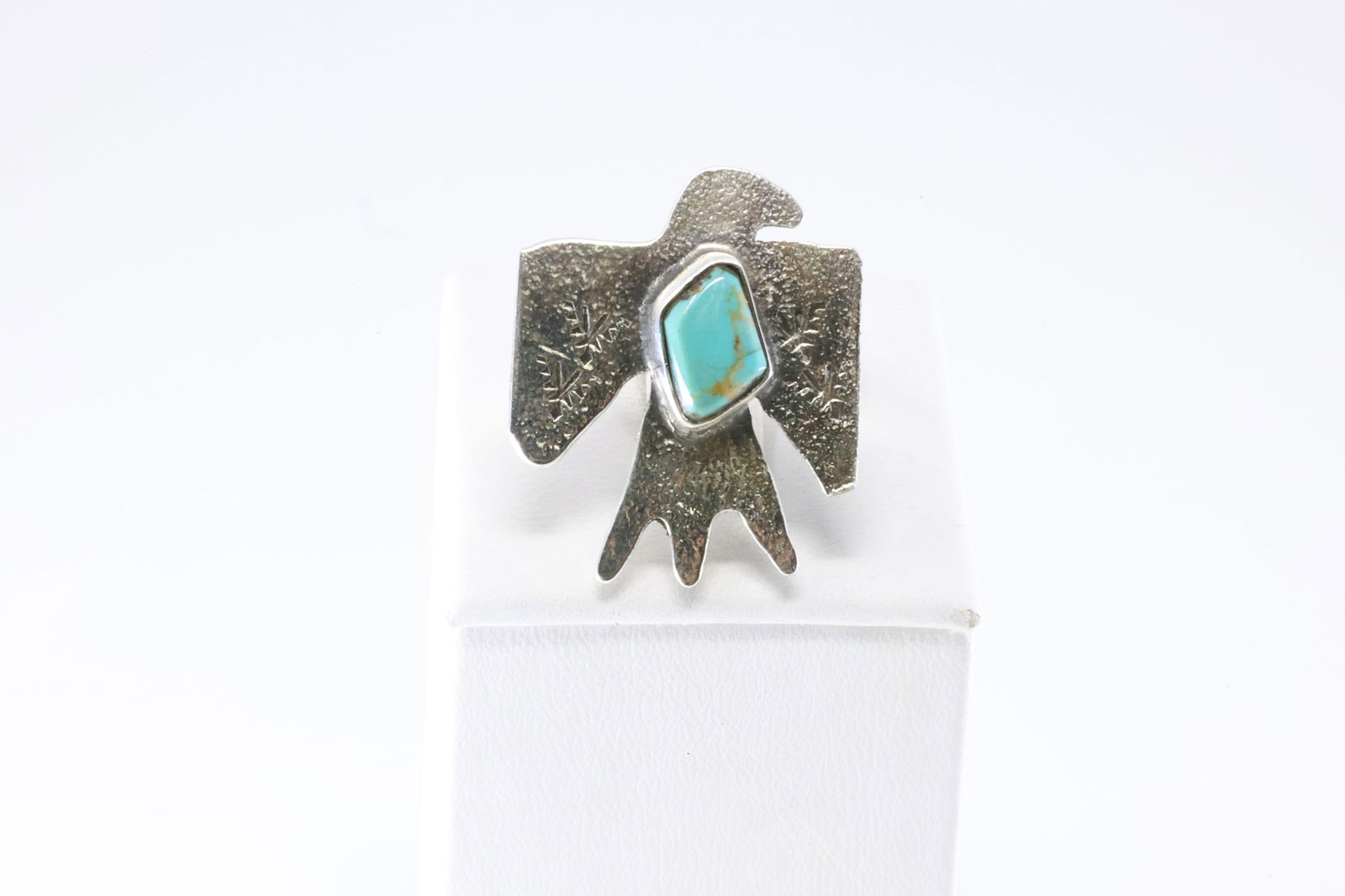 Native America Zuni Sterling Silver Turquoise Thunderbird Ring By Jude Candelaria.: This is a Native America Zuni Sterling Silver Turquoise Thunderbird Ring By Jude Candelaria. Stamp Jude Candelaria. Ring Size: 9.00.