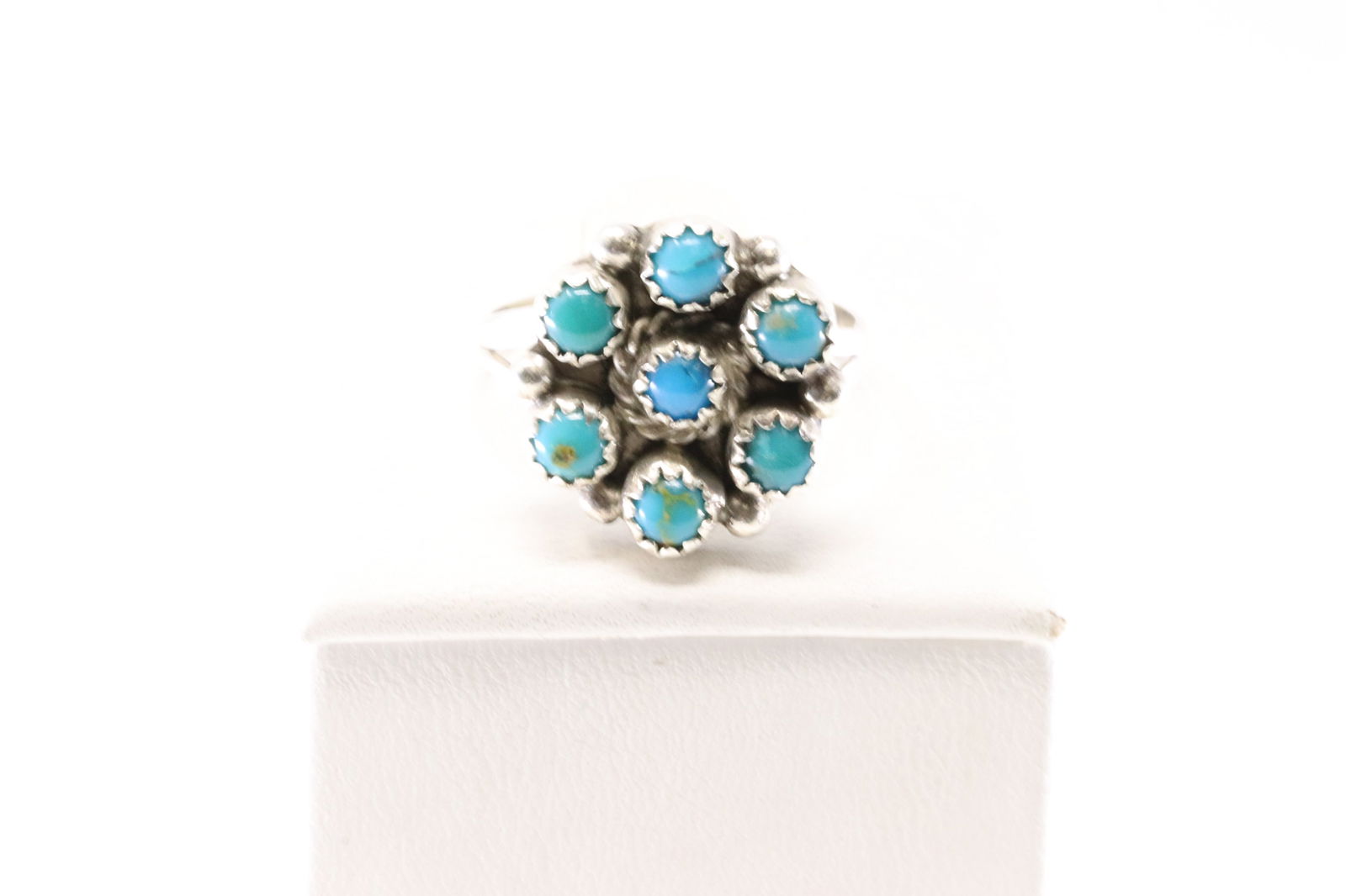 Native America Navajo Sterling Silver Turquoise Ring By MR.: This is a Native America Navajo Sterling Silver Turquoise Ring By MR. Stamp MR. Ring Size: 8.50.