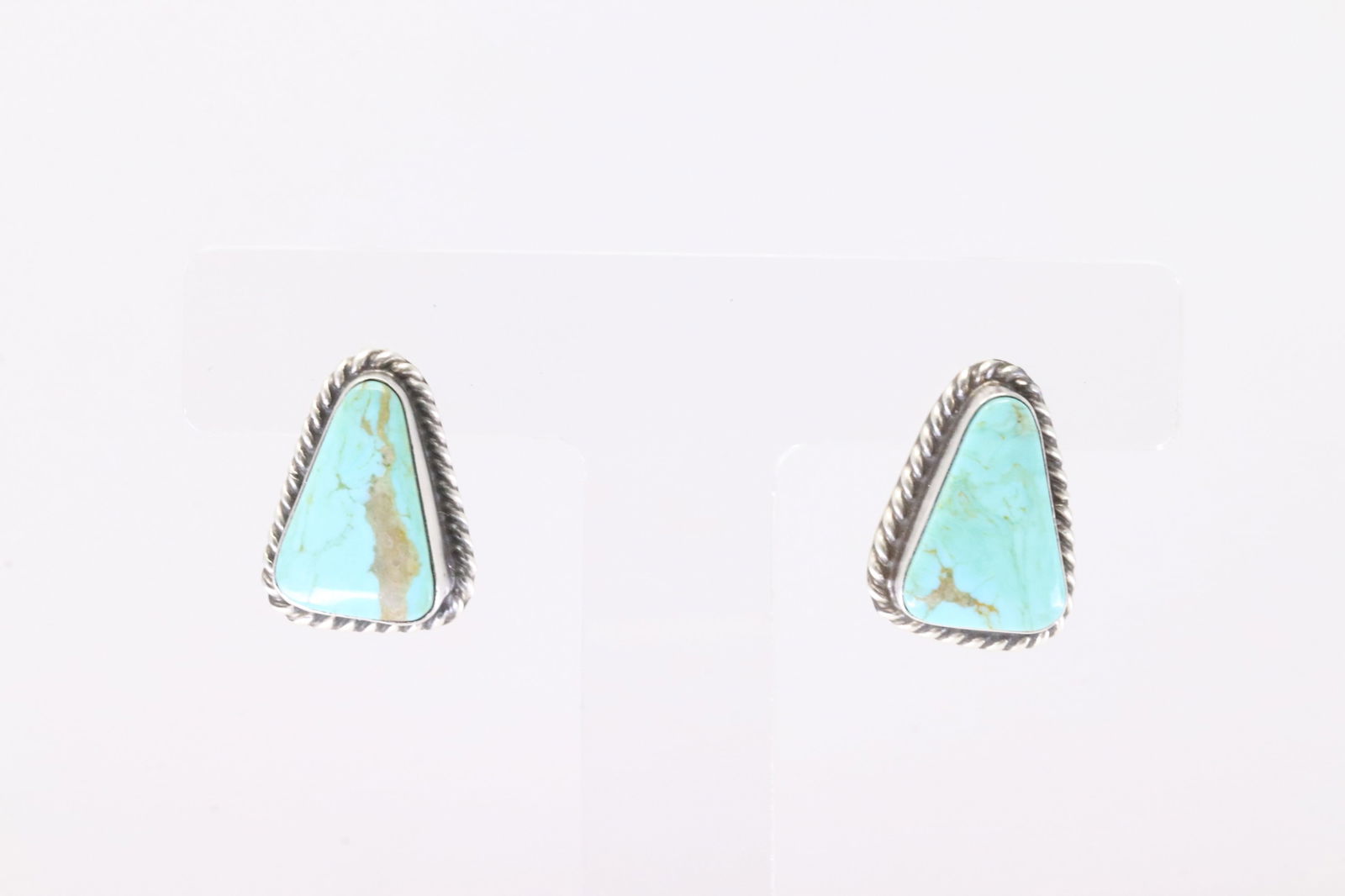 Native America Navajo Sterling Silver Kingman Turquoise Post Earring's By Chassity Belone.: This is a Native America Navajo Sterling Silver Kingman Turquoise Post Earring's By Chassity Belone. Stamp C.Belone.