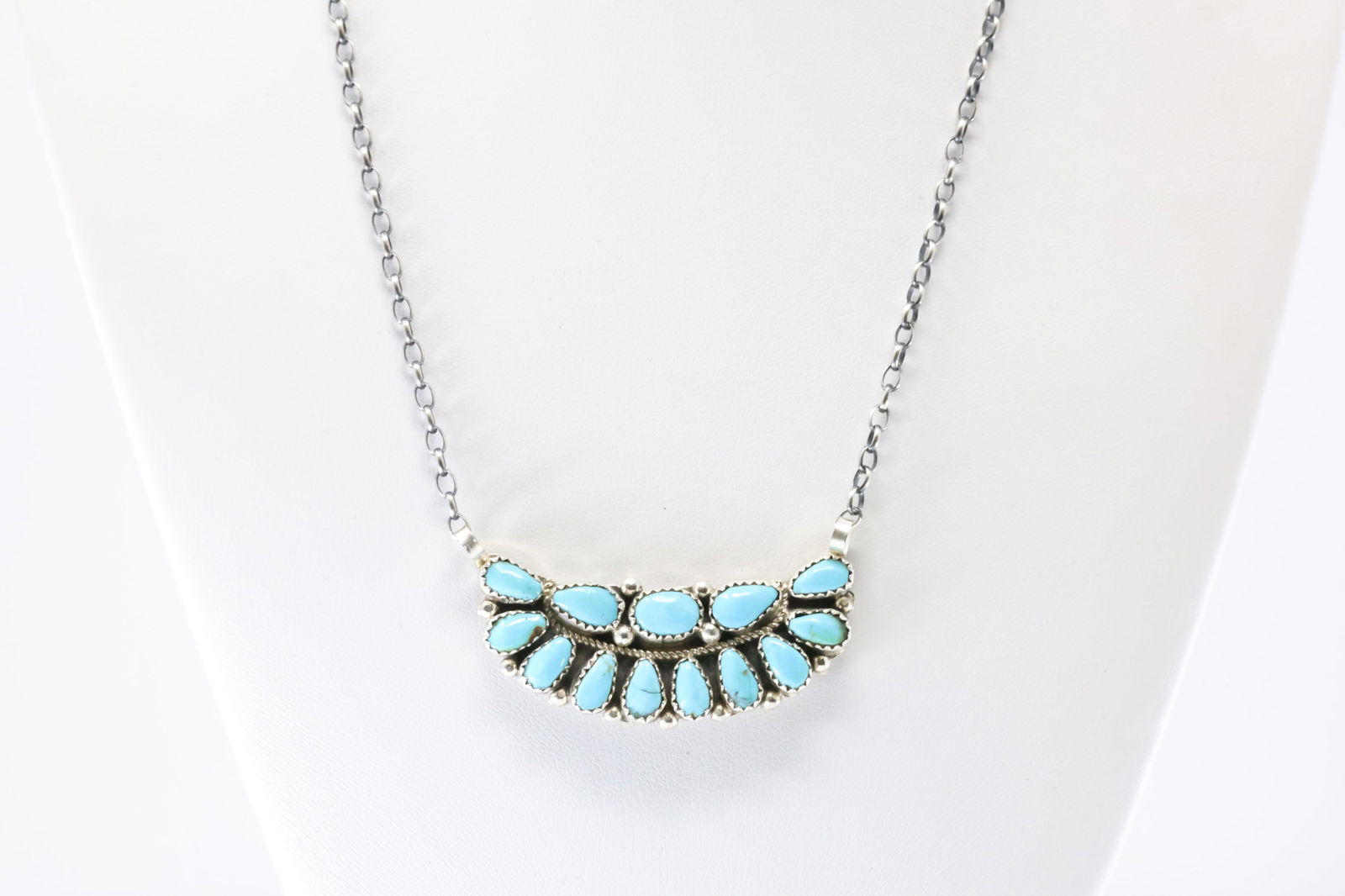 Native America Zuni Sterling Silver Turquoise Necklace By Eunis Tso.: This is a Native America Zuni Sterling Silver Turquoise Necklace By Eunis Tso. Stamp E. Necklace Length: 16.00.