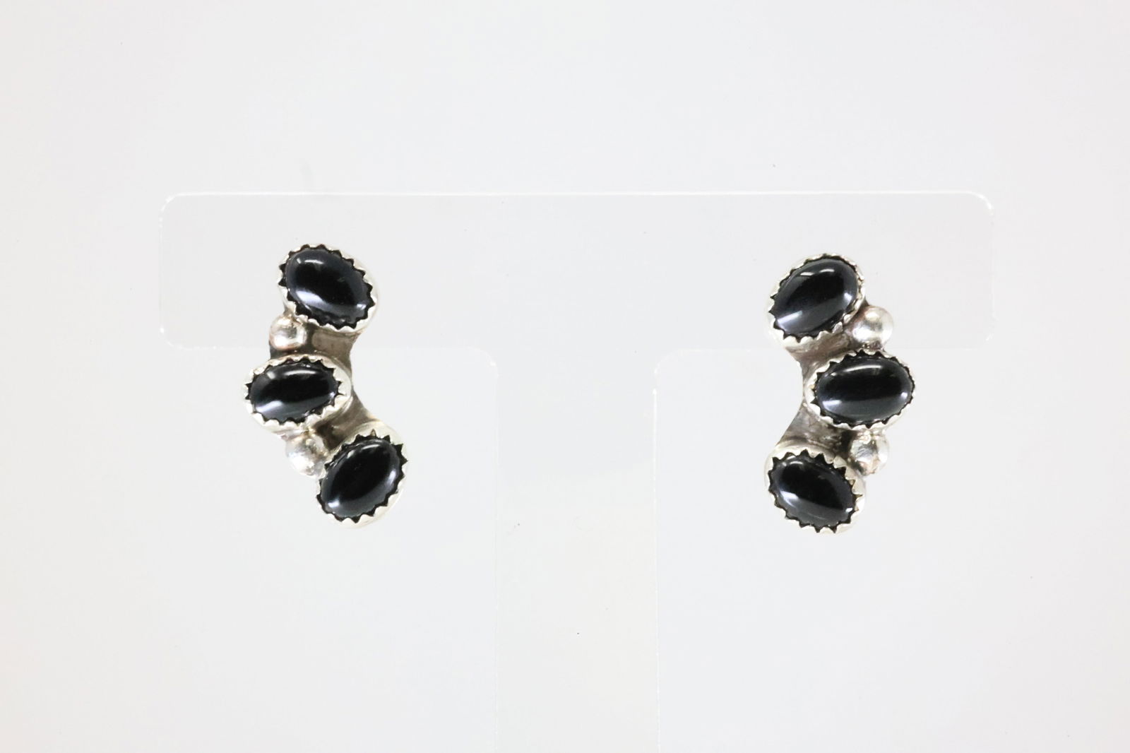 Native America Navajo Sterling Silver Black Onyx Post Earring's By B.: This is a Native America Navajo Sterling Silver Black Onyx Post Earring's By B. Stamp B.