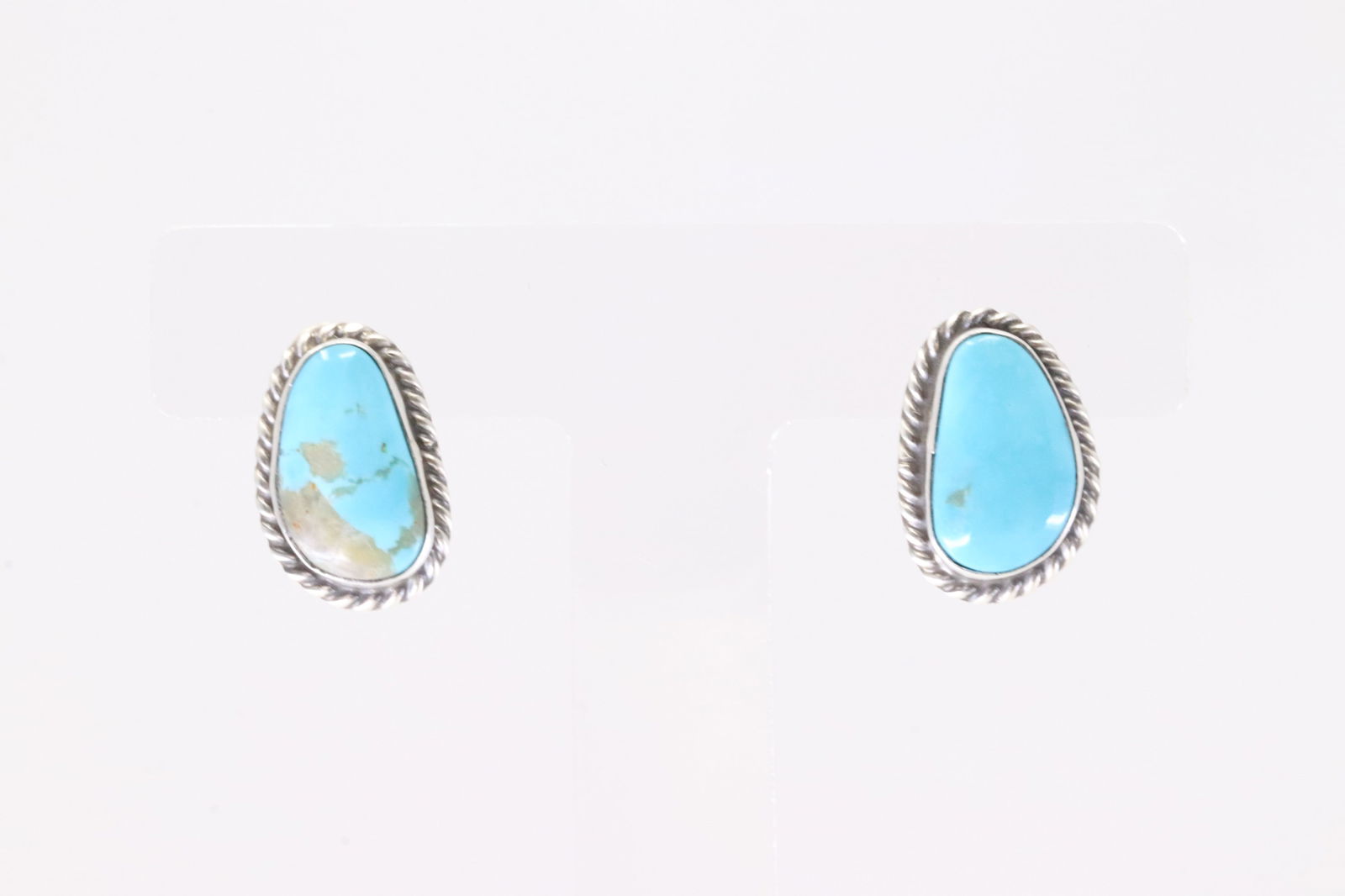 Native America Navajo Sterling Silver Kingman Turquoise Post Earring's By Chassity Belone.: This is a Native America Navajo Sterling Silver Kingman Turquoise Post Earring's By Chassity Belone. Stamp C.Belone.