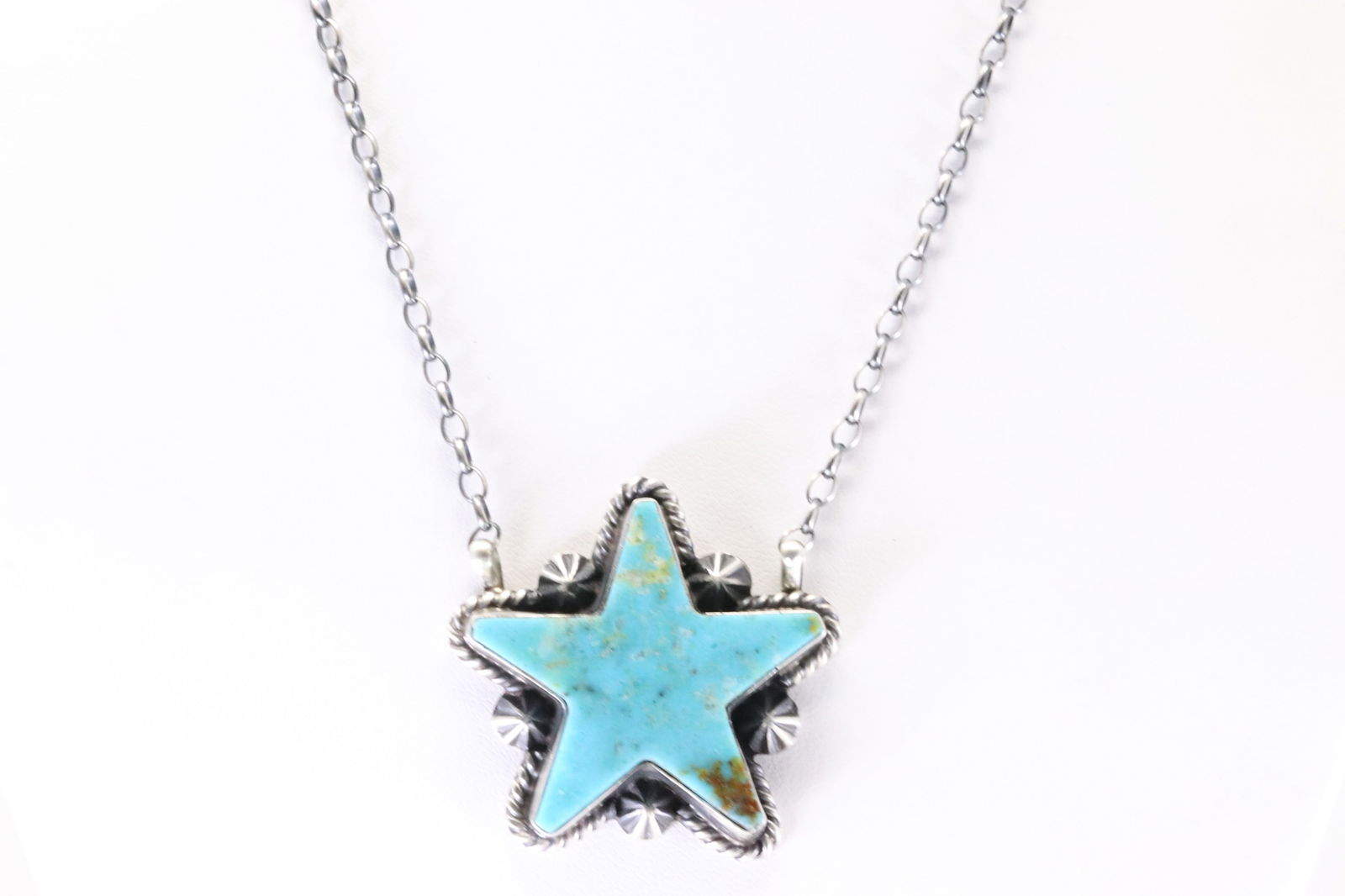 Native America Navajo Sterling Silver Turquoise Star Necklace By Dixon.: This is a Native America Navajo Sterling Silver Turquoise Star Necklace By Dixon. Stamp Dixon. Necklace Length: 16.00.